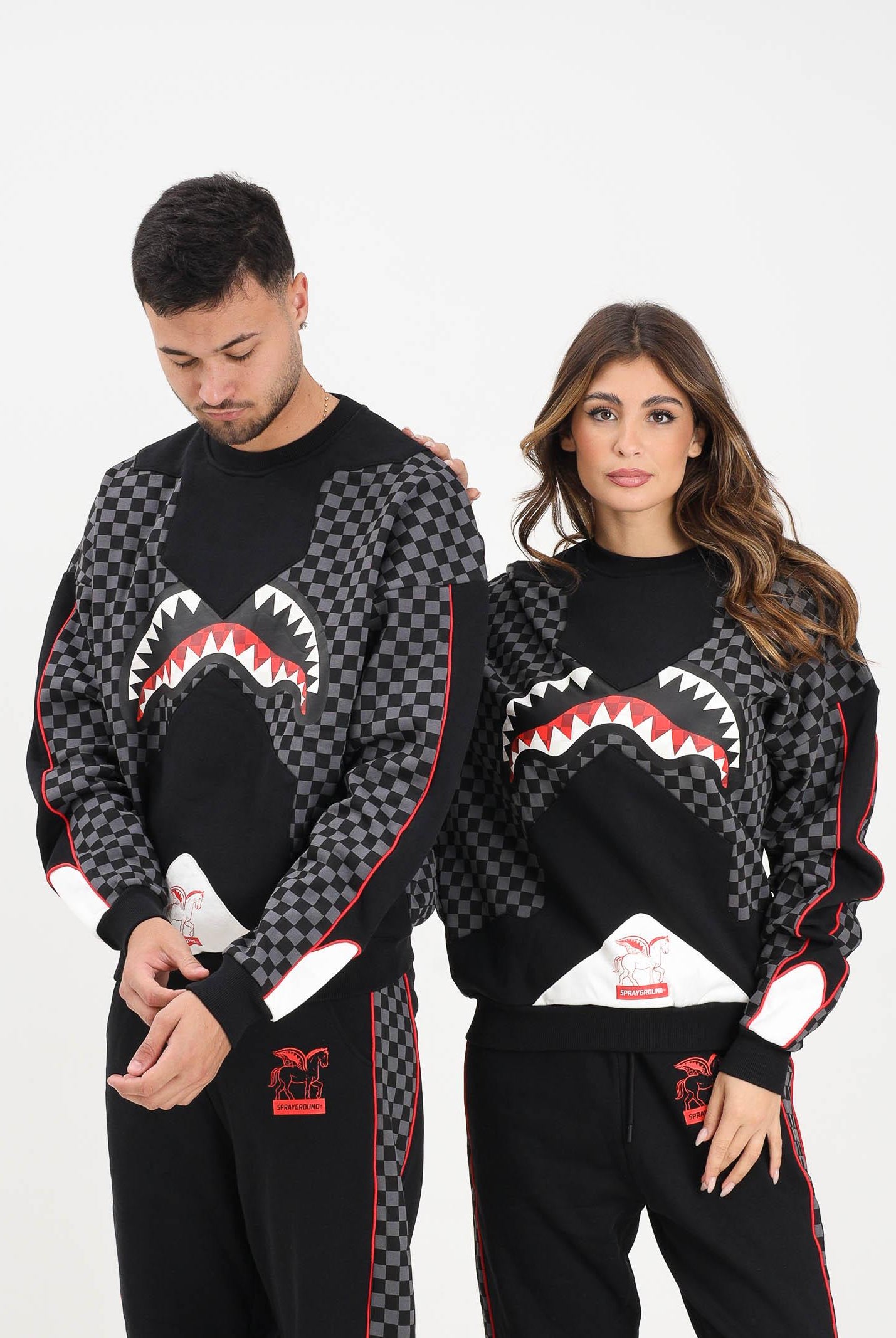 SPRAYGROUND Felpa girocollo Triple Decker Heir to the Throne nera e grigia per uomo e donna SP774GGREY  SPRAYGROUND