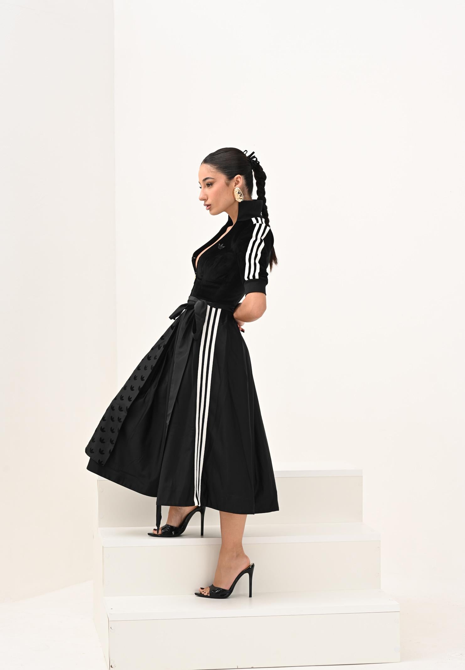ADIDAS ORIGINALS Abito midi DIRNDL nero da donna KF2302 . ADIDAS ORIGINALS