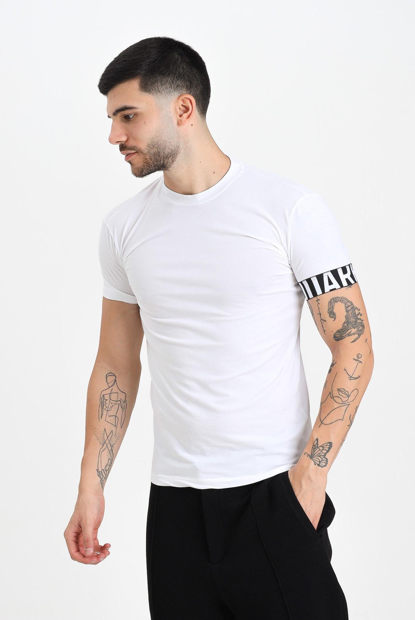 DSQUARED2 T-shirt a manica corta bianca da uomo con manica logata D9M3S6190 110 DSQUARED2