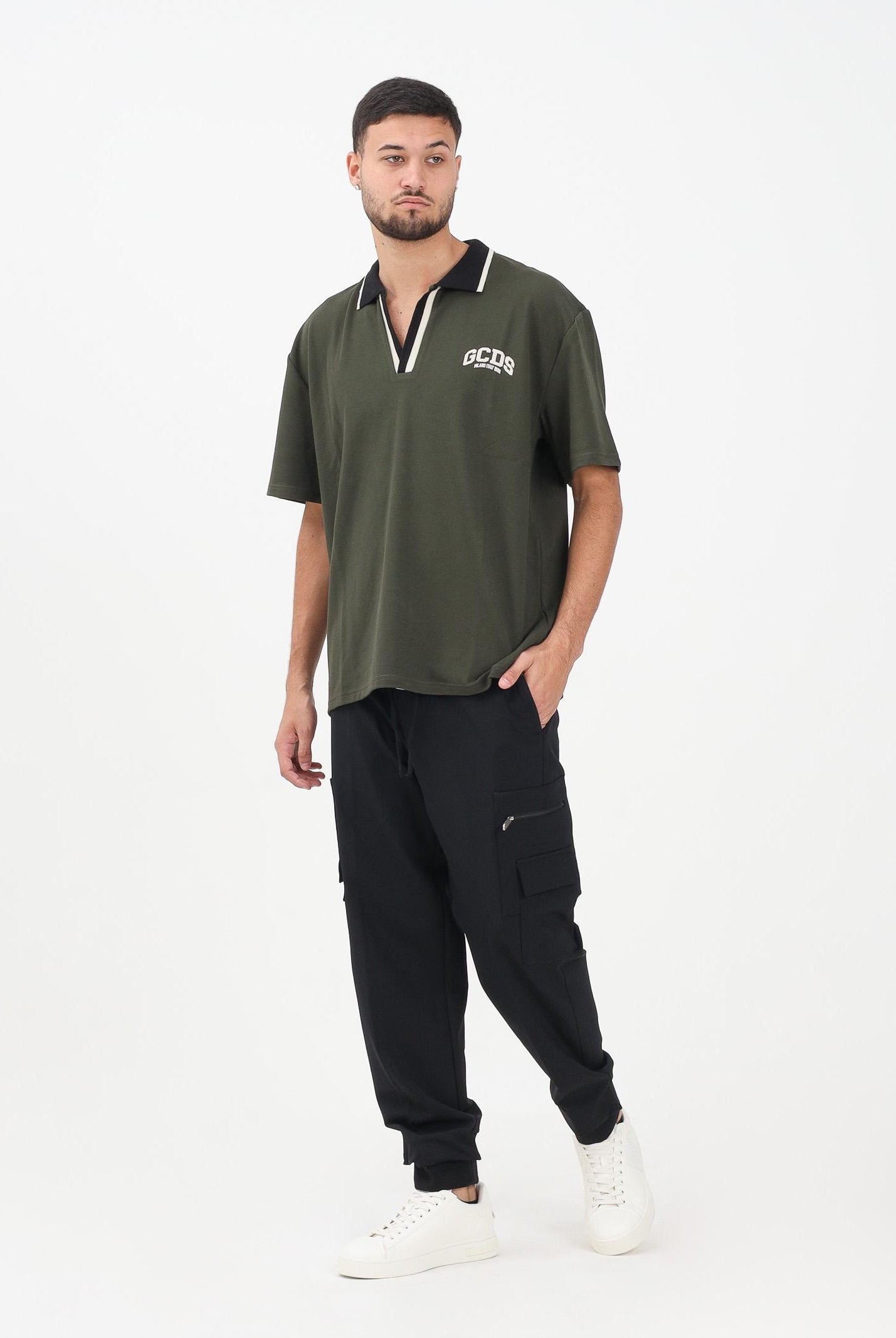 GCDS Pantalone cargo nero da uomo B2CM2907TQ1 99 GCDS