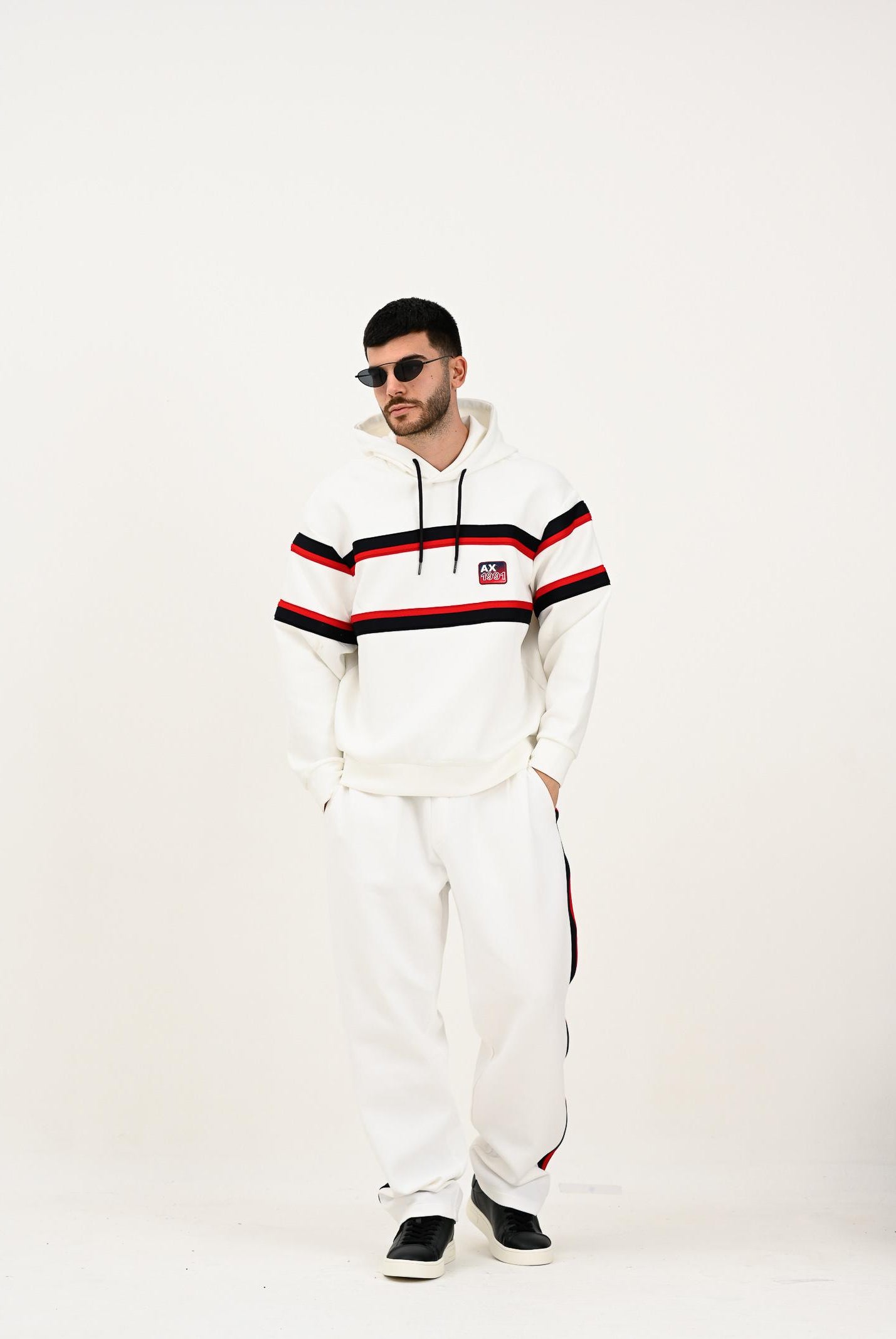 ARMANI EXCHANGE Felpa con cappuccio bianca da uomo caratterizzata da righe a contrasto XM001398AF13047 U0009 ARMANI EXCHANGE