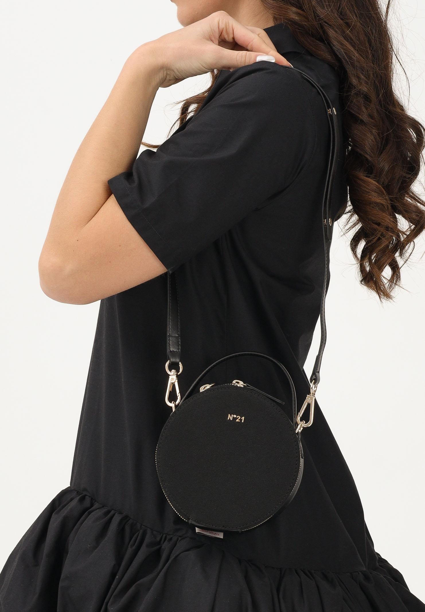 N21 Borsa nera da donna con logo e forma rotonda N210D5N0508 0N900 N21