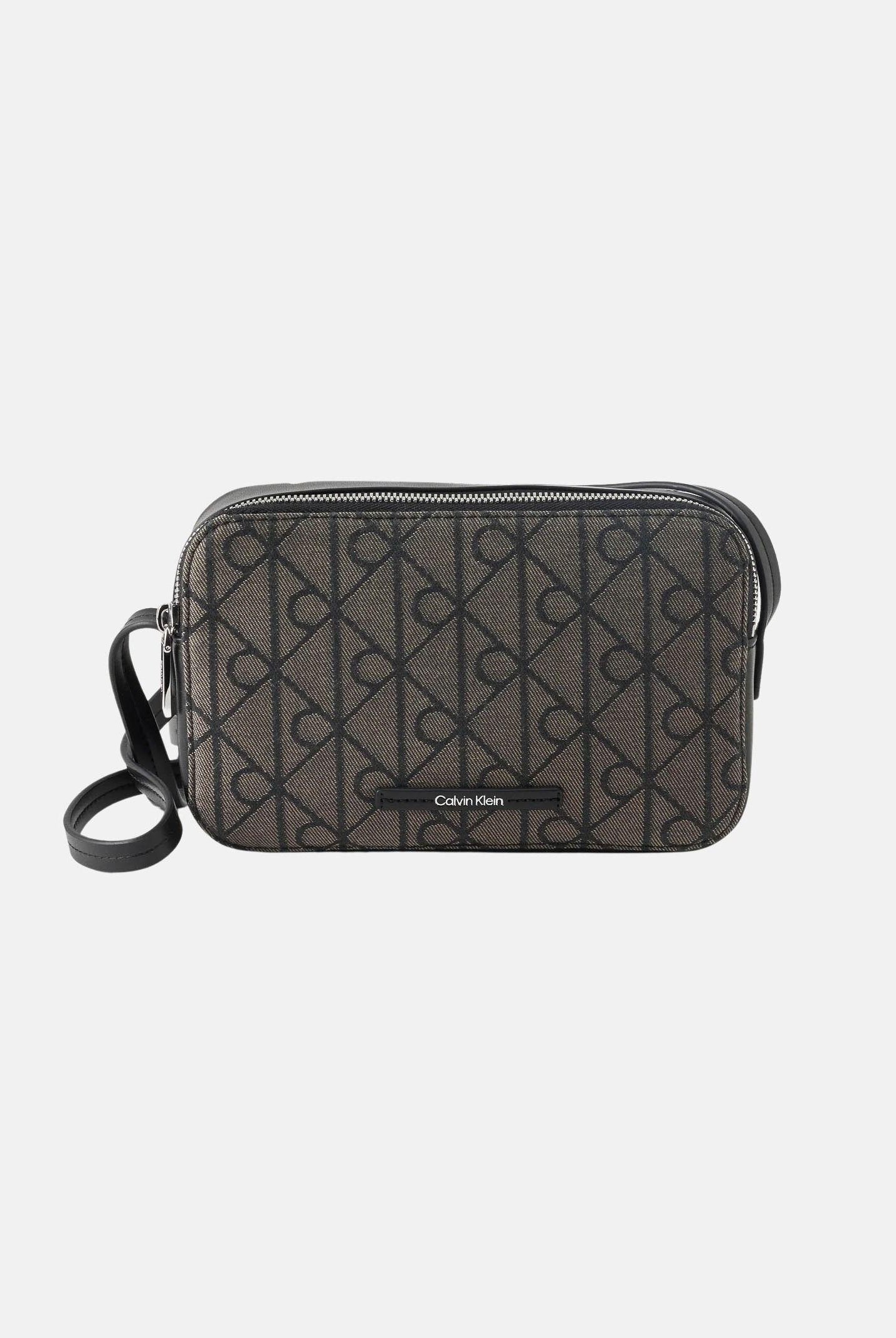 CALVIN KLEIN Borsa a tracolla Emblem Jacquard Camera Bag colore Lotus Beige-Black, beige e nero da donna LV04F3533G 7UL CALVIN KLEIN