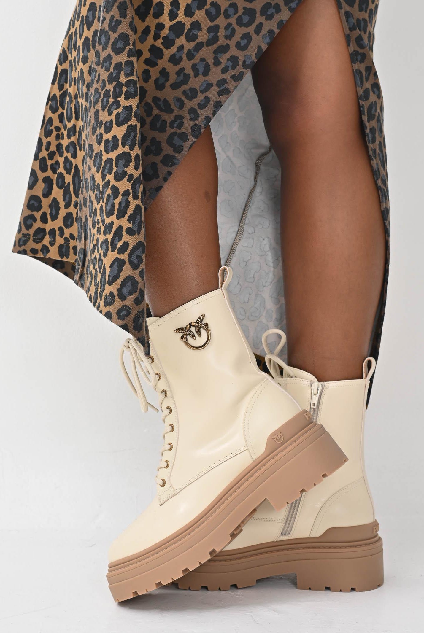 PINKO Anfibi panna e beige da donna con logo SD0141P001DY7 PINKO