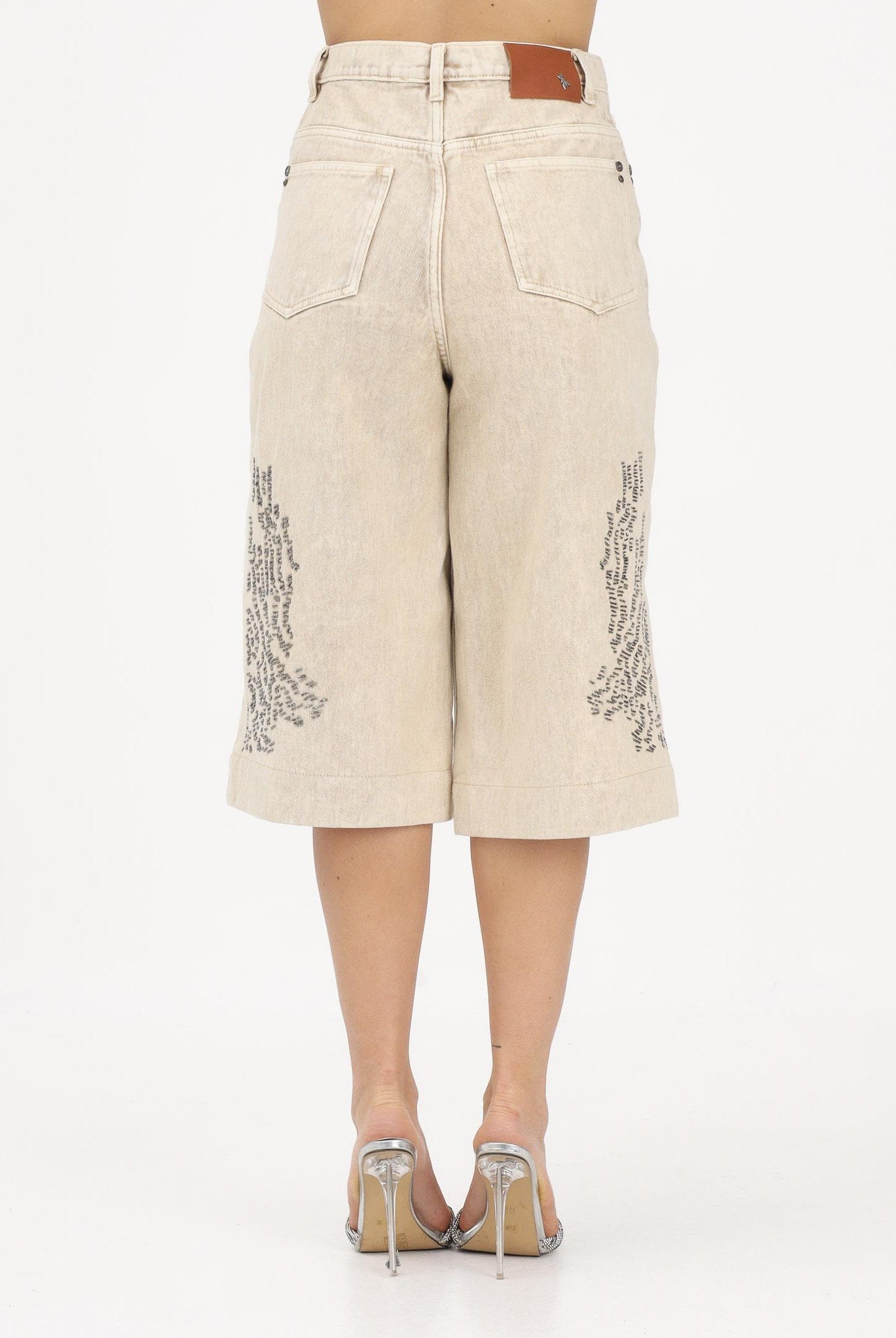 PATRIZIA PEPE Bermuda in denim beige da donna con strass 2P1771D154 B895 PATRIZIA PEPE