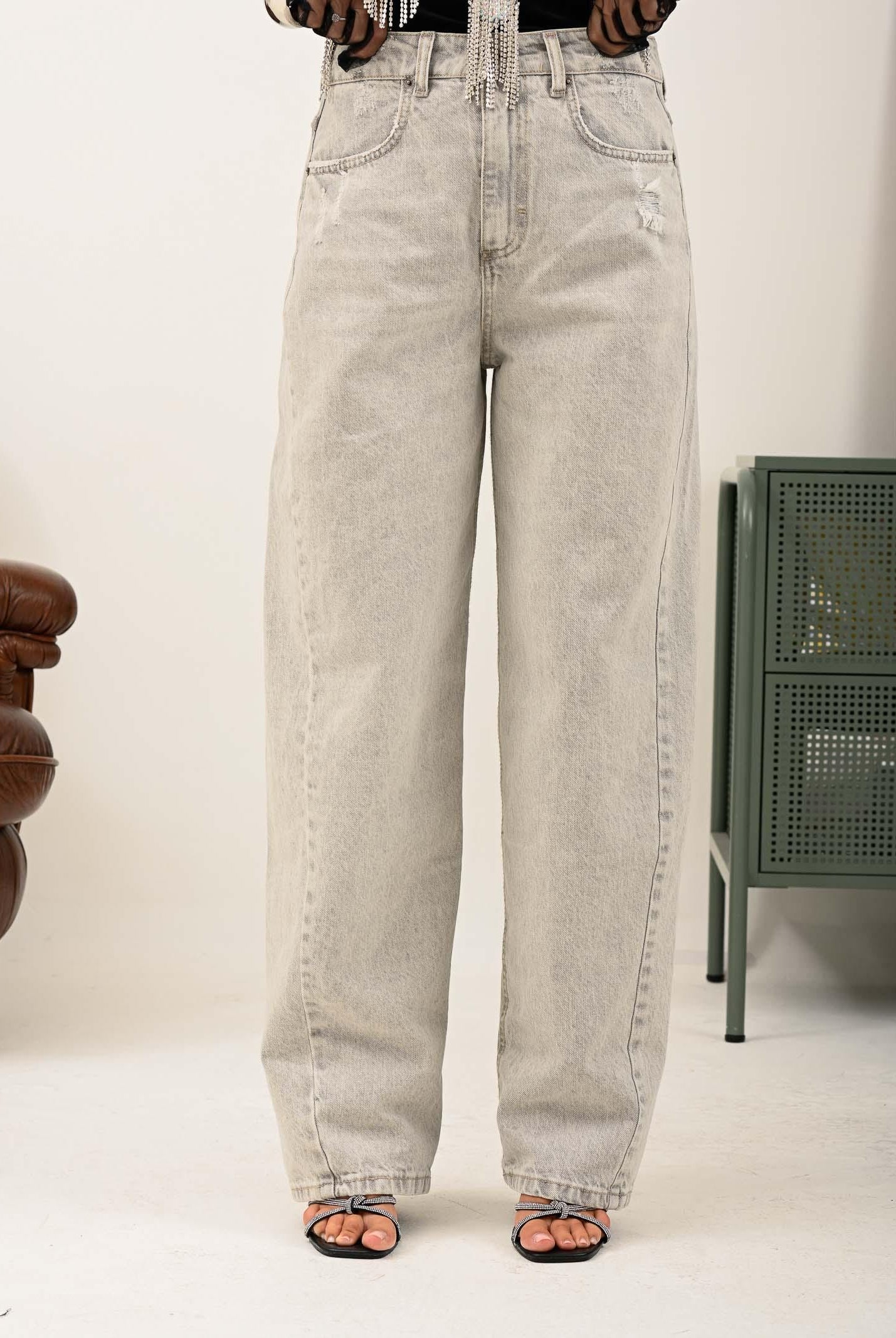 VICOLO Jeans Phoebe da donna in denim grigio chiaro dal lavaggio vintage DF5139 VU VICOLO