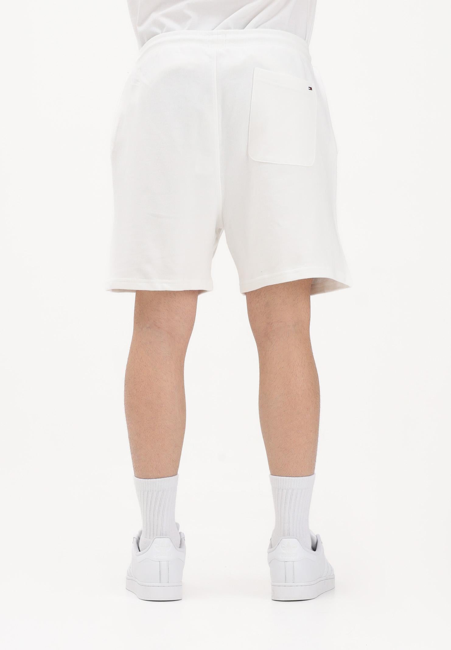 TOMMY JEANS Shorts sportivo bianco da uomo con logo DM0DM23017 YBL TOMMY JEANS