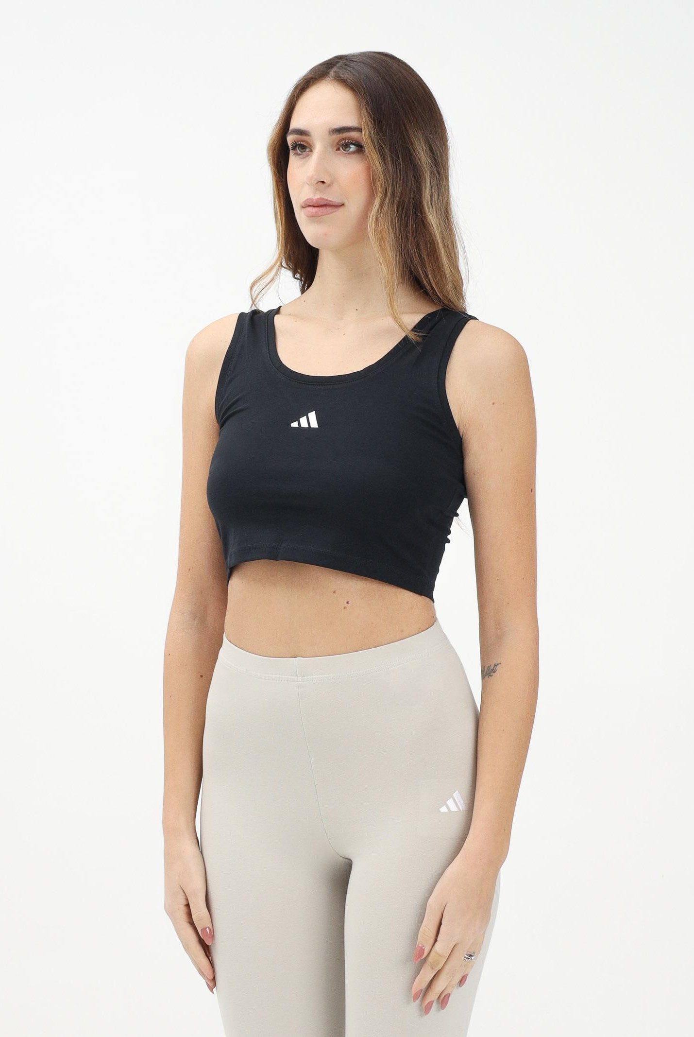 ADIDAS PERFORMANCE Top sportivo Essentials Small Logo Cotton Lifestyle nero da donna JE1321 . ADIDAS PERFORMANCE