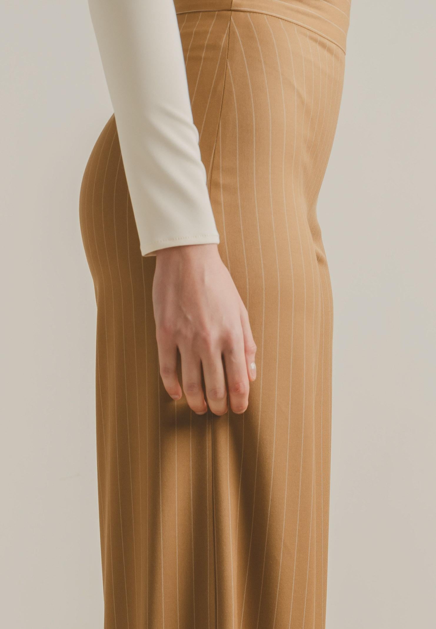 SANTAS Pantalone elegante POUVOIR color miele da donna con micro gessatura PV2626 MI SANTAS