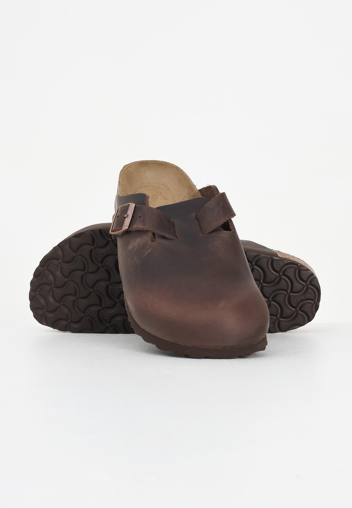 BIRKENSTOCK Ciabatte marroni per uomo e donna modello Boston 860133 . BIRKENSTOCK