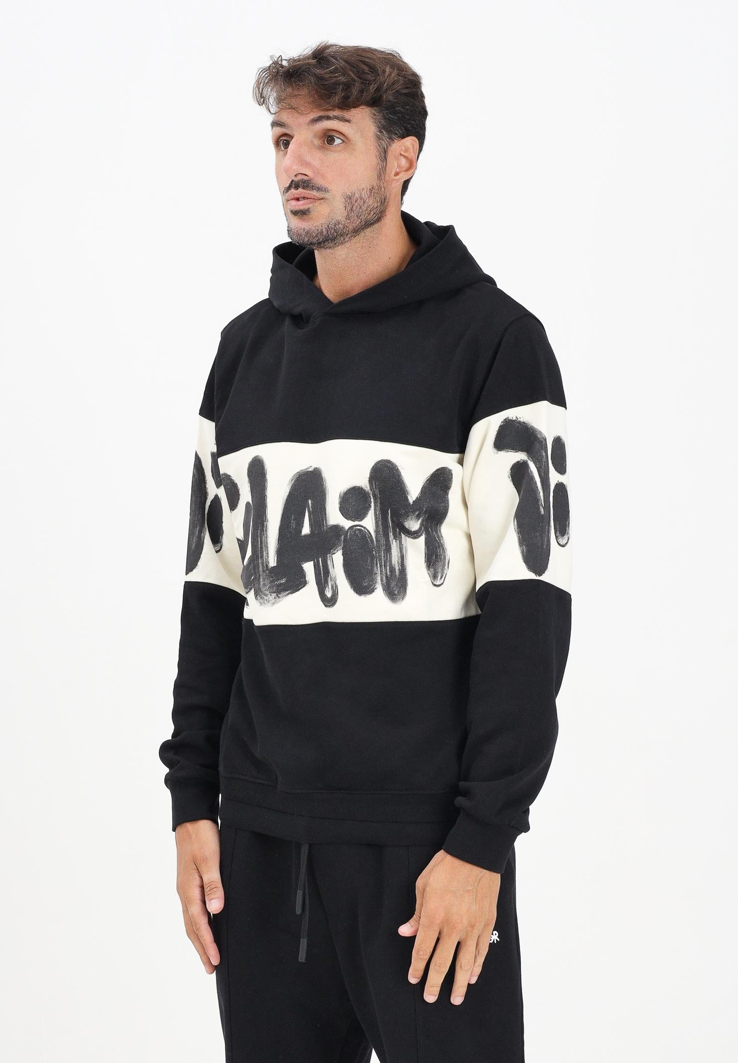 DISCLAIMER Felpa con cappuccio nera da uomo rifinita da inserto panna con logo 25IDS55362 NELA DISCLAIMER