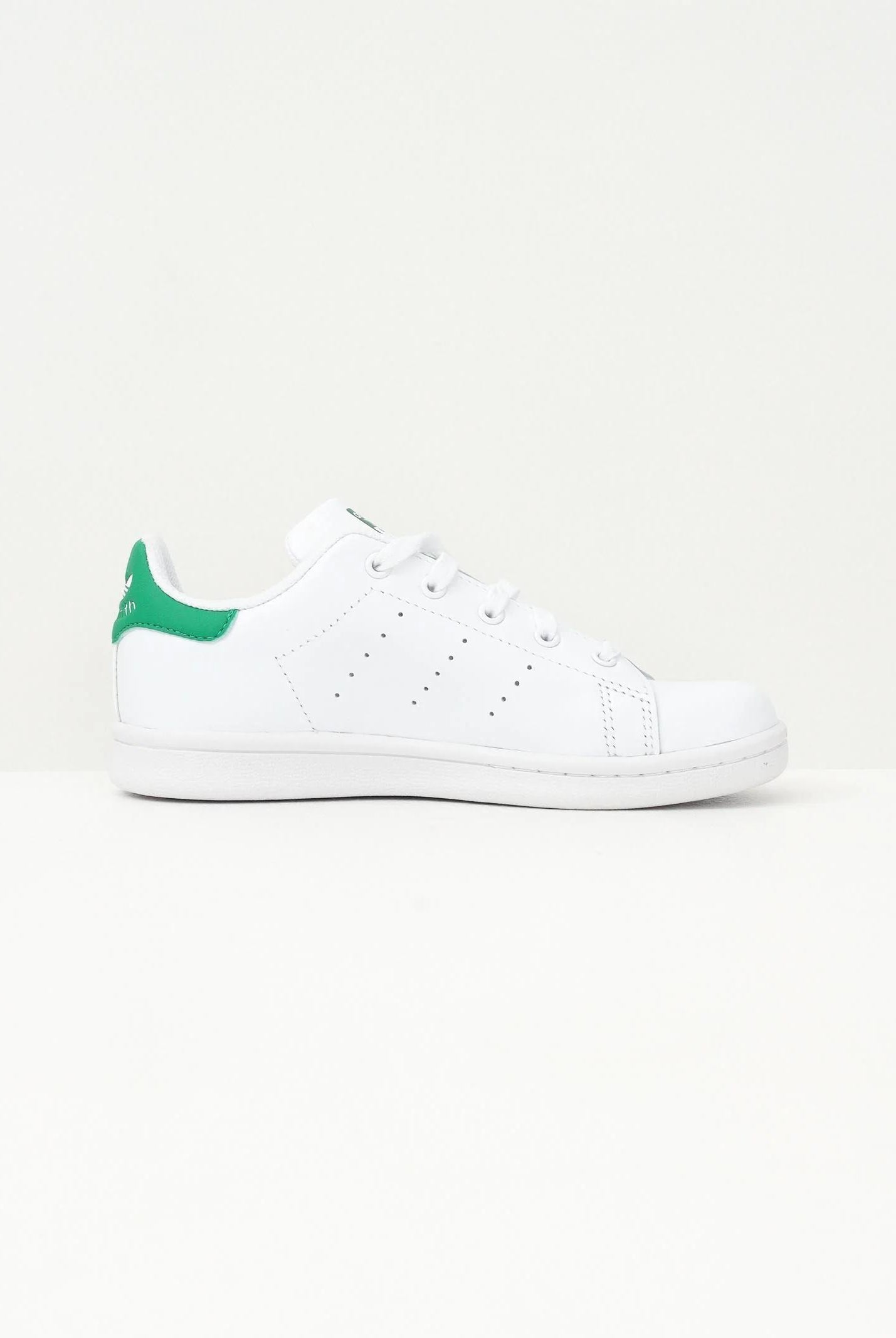 ADIDAS ORIGINALS Sneakers Stan Smith bianche per uomo e donna JP9710 . ADIDAS ORIGINALS