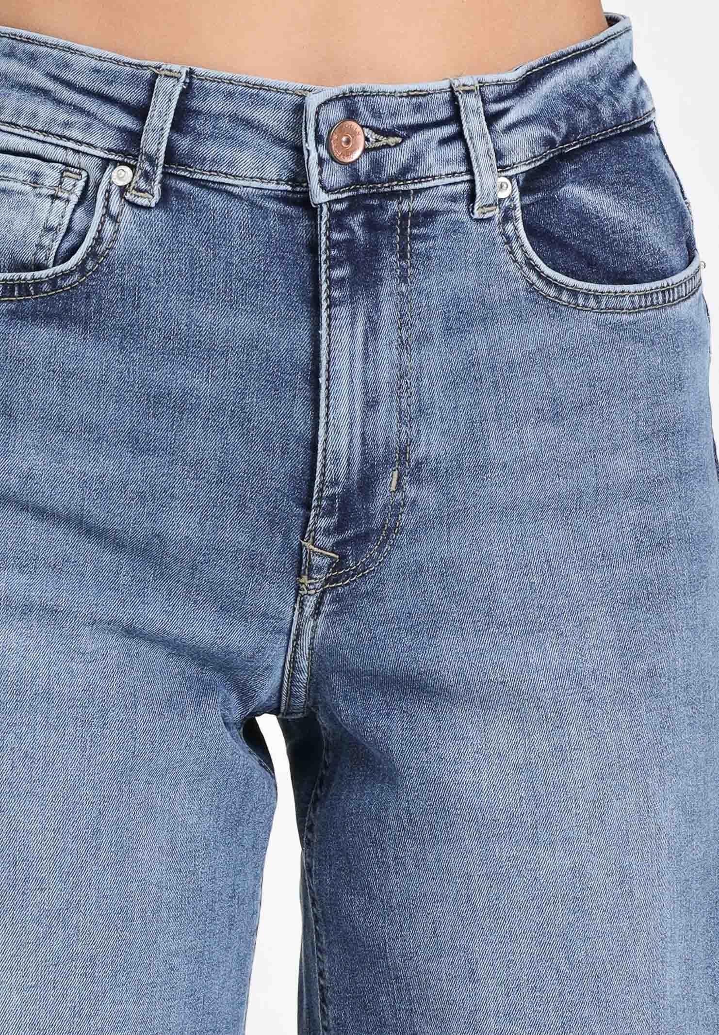 ONLY Jeans in denim da donna dal taglio wide leg 15282980 MediumBlueDen ONLY