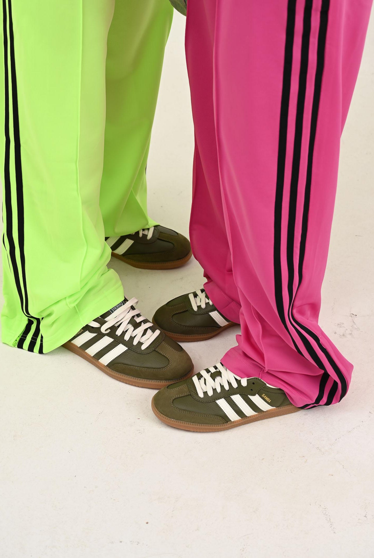 ADIDAS ORIGINALS Sneakers Samba OG verde mimetico per uomo e donna JR0890 ADIDAS ORIGINALS