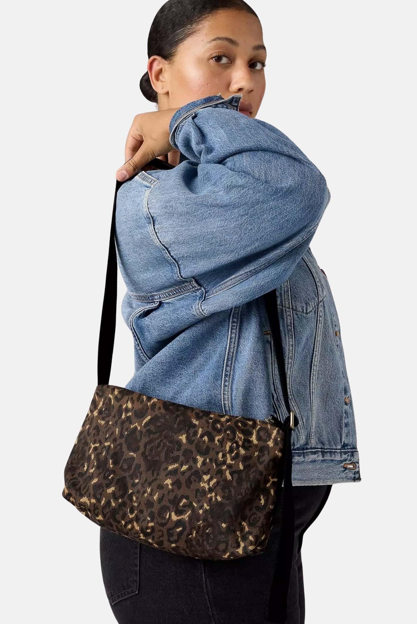 LEVI'S® Borsa a tracolla Ali marrone da donna con stampa leo 004C9-0000 LEVI'S®