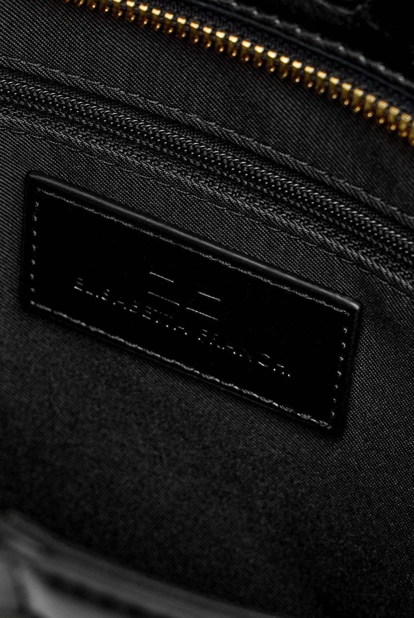 ELISABETTA FRANCHI Pochette nera da donna effetto naplak BS18A61E2 110 ELISABETTA FRANCHI