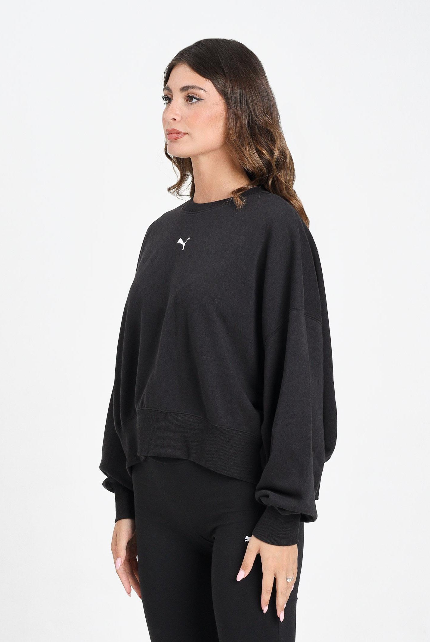 PUMA Felpa girocollo WARDROBE Essentials Oversized Crew nera da donna 629748 01 PUMA