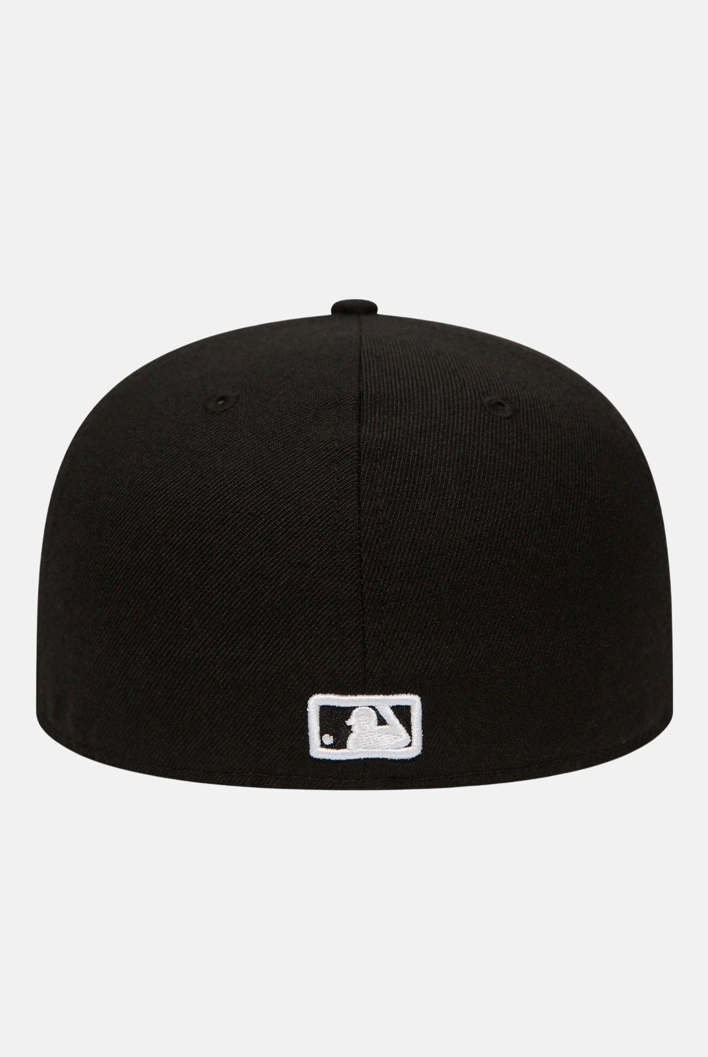 NEW ERA Cappello con visiera 59FIFTY Fitted New York Yankees Essential nera per uomo e donna 10003436 NEW ERA