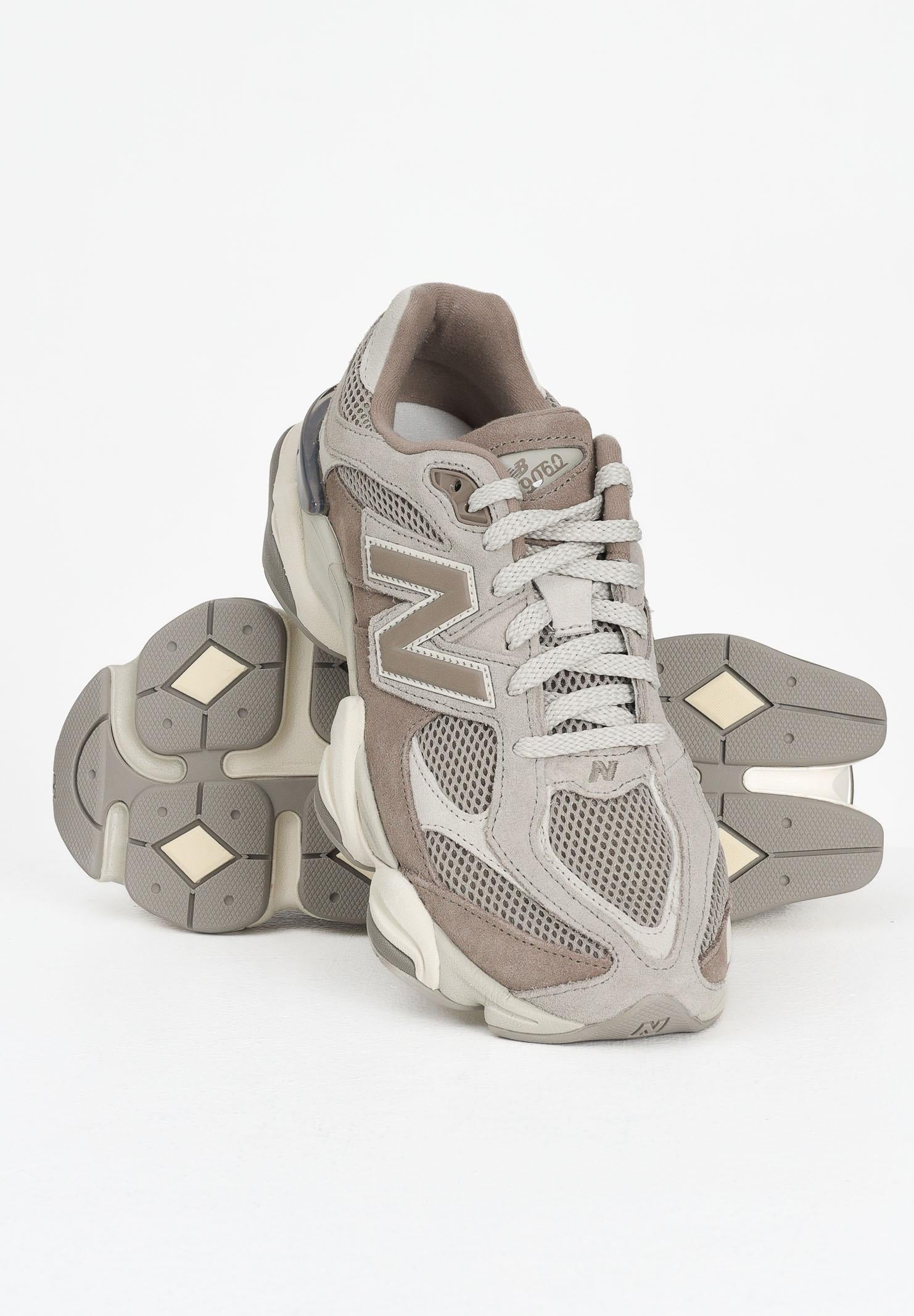 NEW BALANCE Sneakers 9060 marroni da uomo U9060ERC . NEW BALANCE