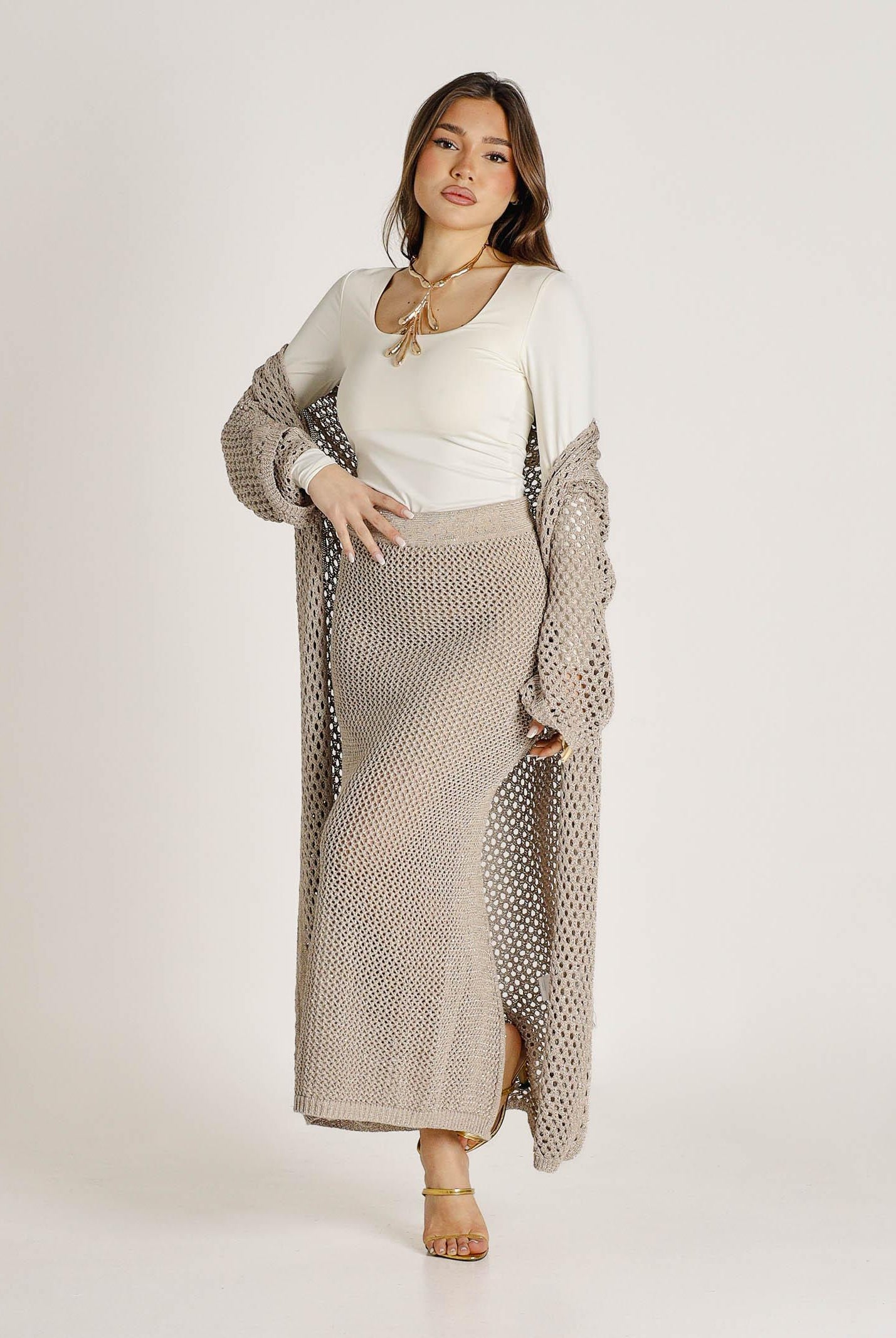 AKEP Cardigan lungo beige da donna in maglia traforata con cintura MGKD13036 V3 AKEP