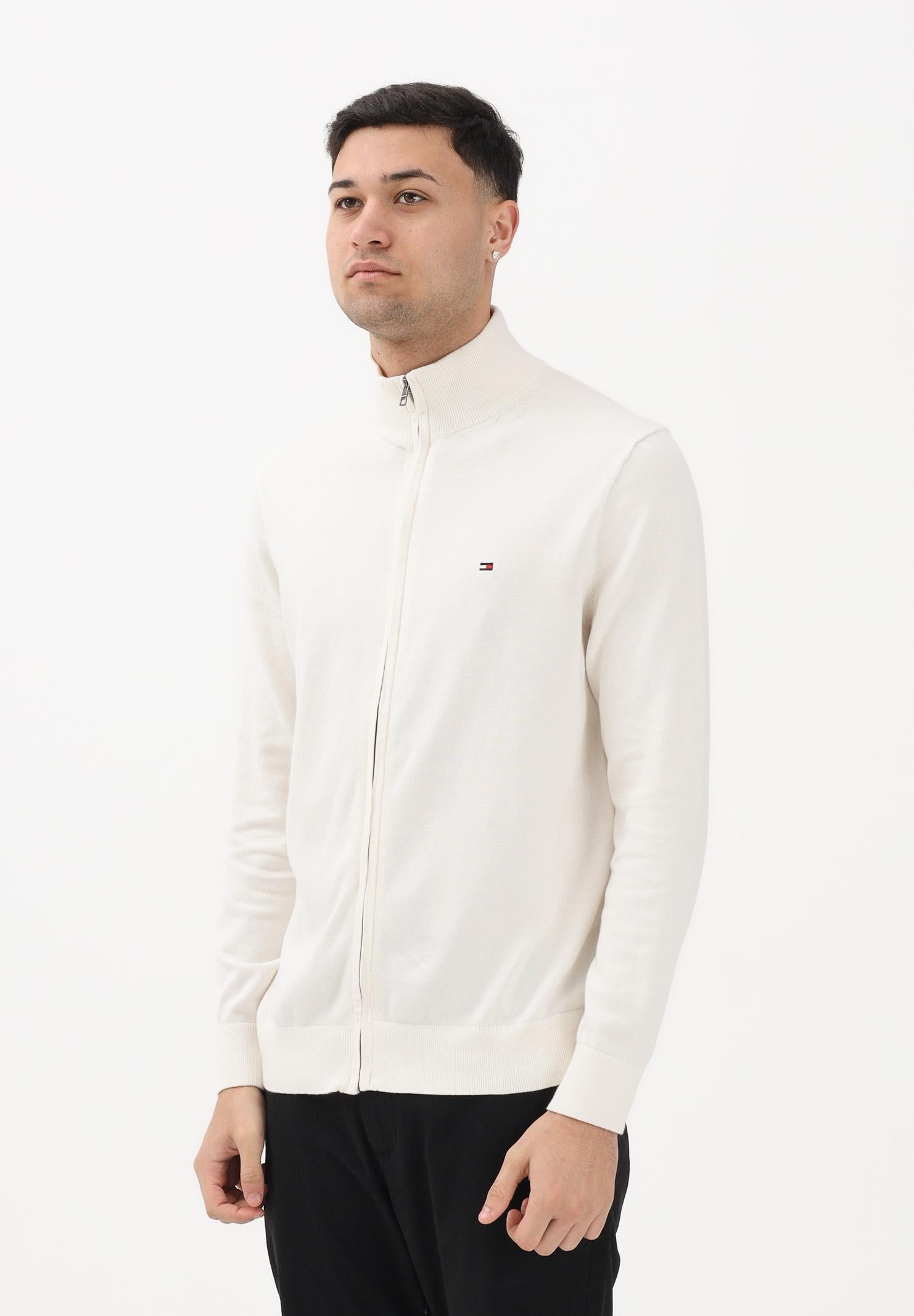 TOMMY HILFIGER Cardigan panna da uomo con logo MW0MW36517 Z00 TOMMY HILFIGER