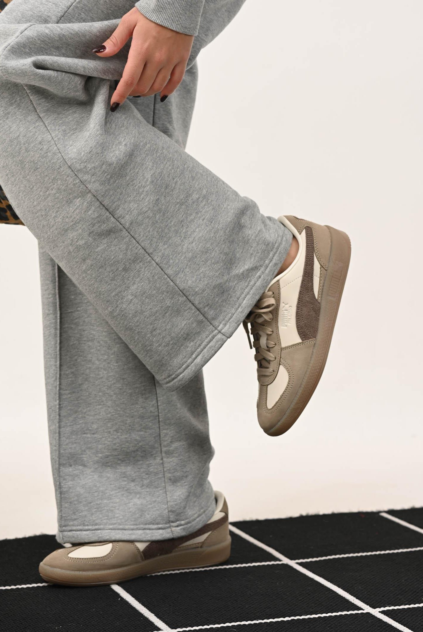 PUMA Sneakers Palermo Elevated beige e marrone per uomo e donna 403754 02 PUMA