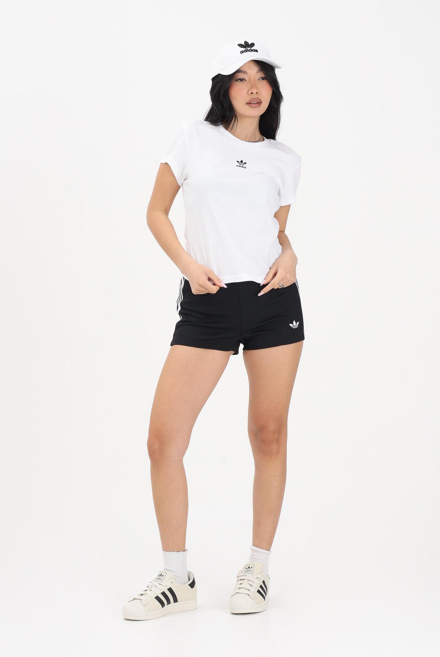ADIDAS ORIGINALS Shorts CLASSIC nero da donna KD7971 . ADIDAS ORIGINALS