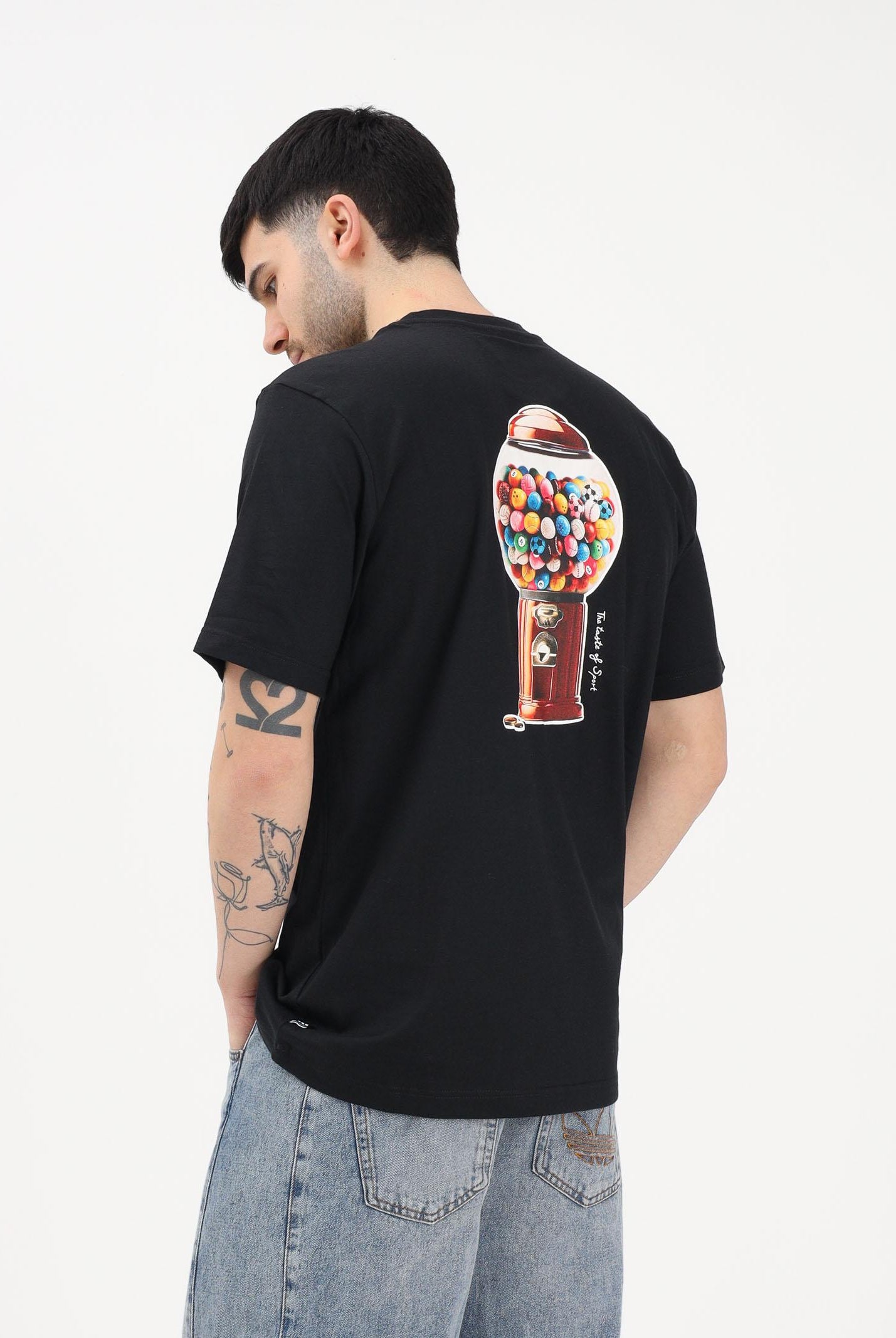 ADIDAS PERFORMANCE T-shirt a manica corta nera da uomo con grafica Snack Bubble Gum KD3933 . ADIDAS PERFORMANCE