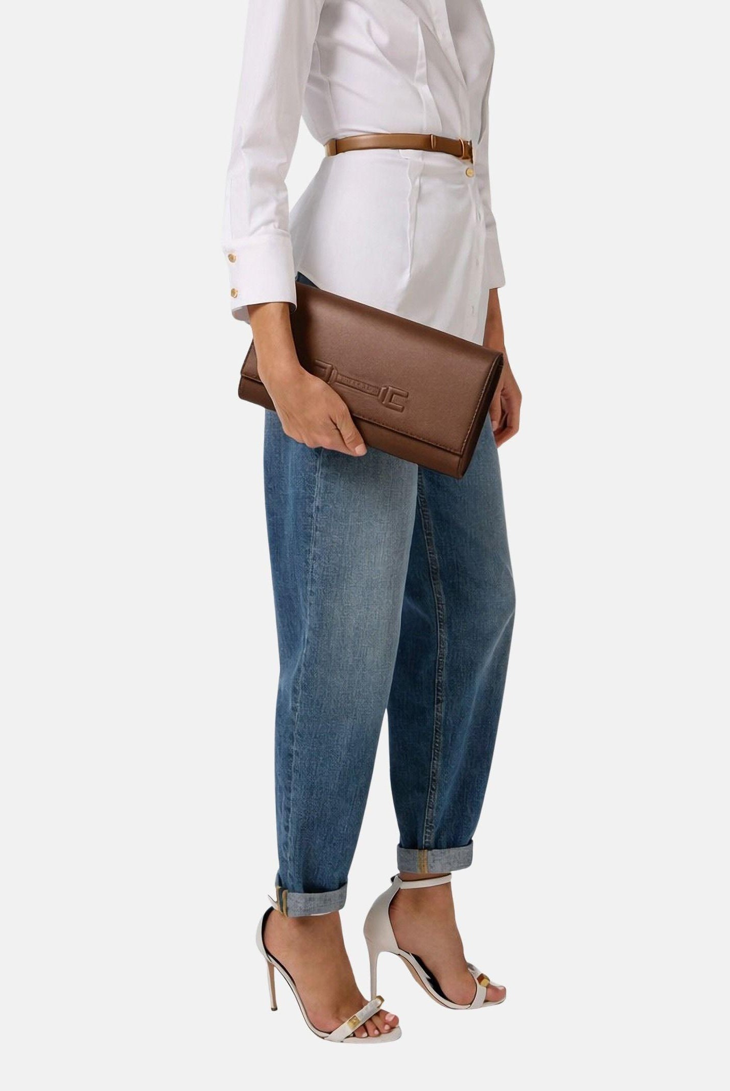 ELISABETTA FRANCHI Pochette cacao da donna realizzata in vera pelle BS99A61E2 644 ELISABETTA FRANCHI