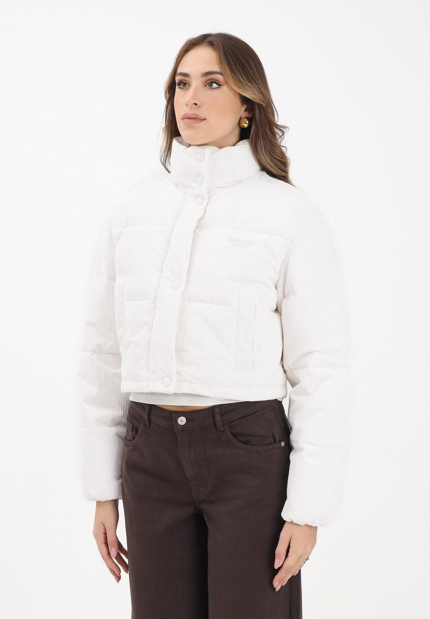 TOMMY JEANS Piumino panna da donna realizzato in tessuto trapuntato con effetto vellutino a costine DW0DW21658YBH TOMMY JEANS