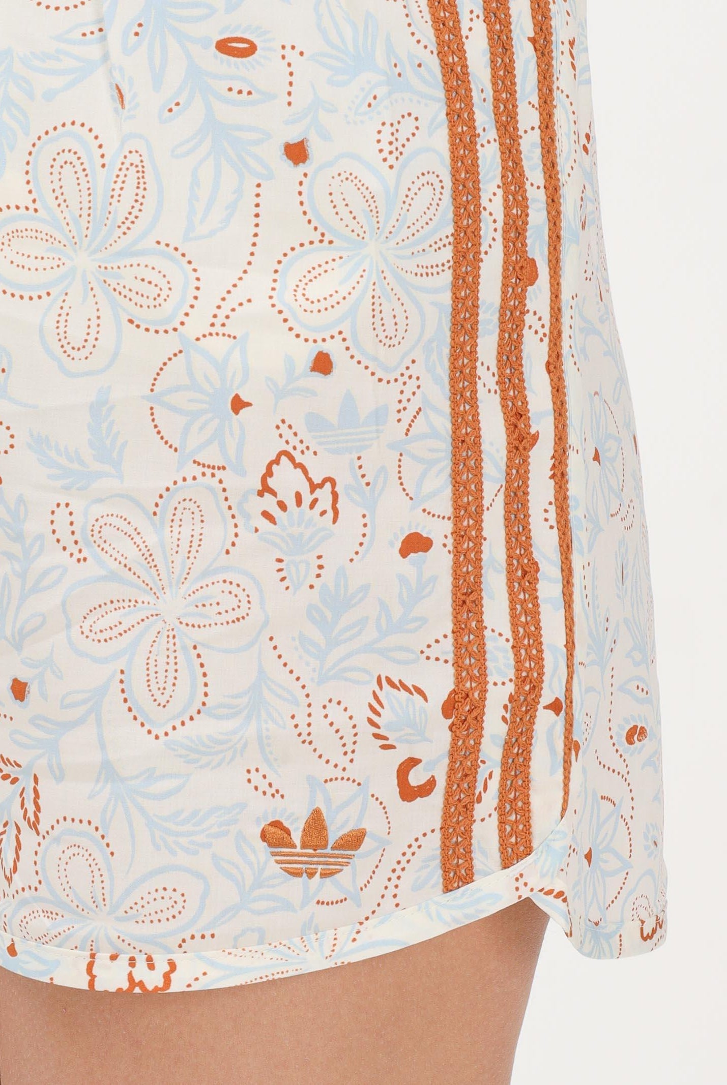 ADIDAS ORIGINALS Shorts sportivo SUMMER GLOW AOP bianco da donna KW5831 . ADIDAS ORIGINALS