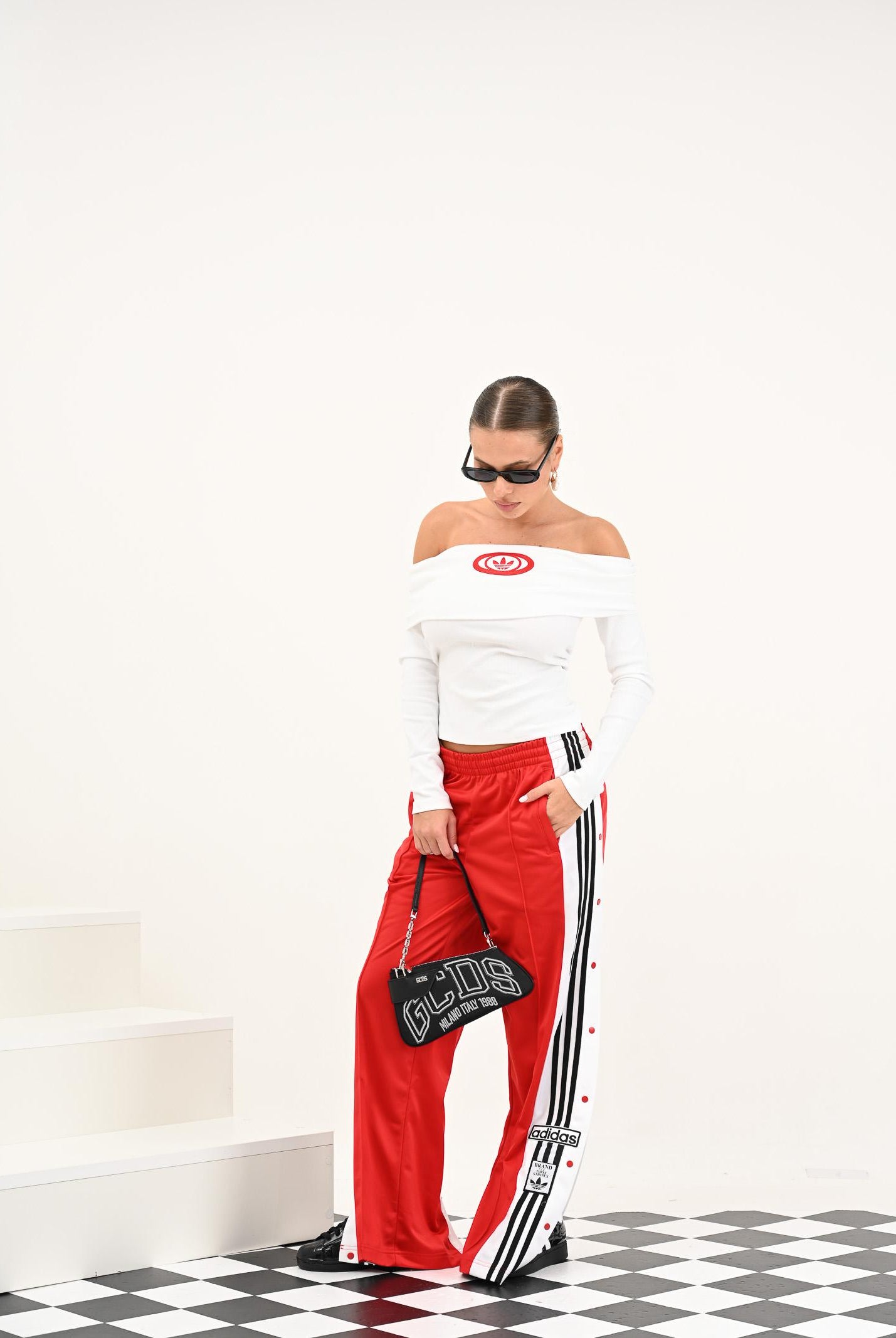 ADIDAS ORIGINALS Maglia Adidas Originals Off Shoulder bianca da donna KA2691 . ADIDAS ORIGINALS