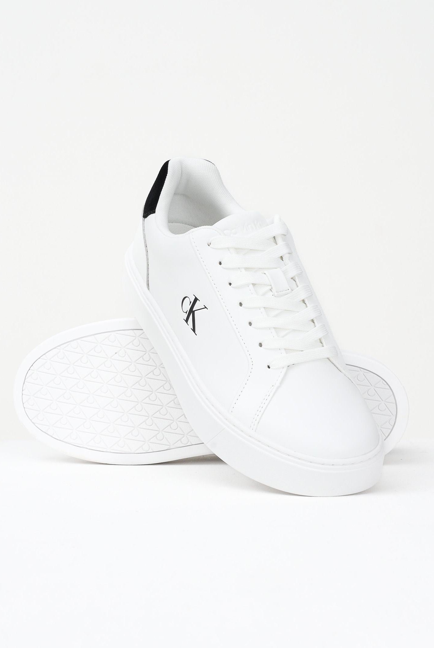 CALVIN KLEIN JEANS Sneakers bianche da uomo con logo YM0YM0143501W . CALVIN KLEIN JEANS