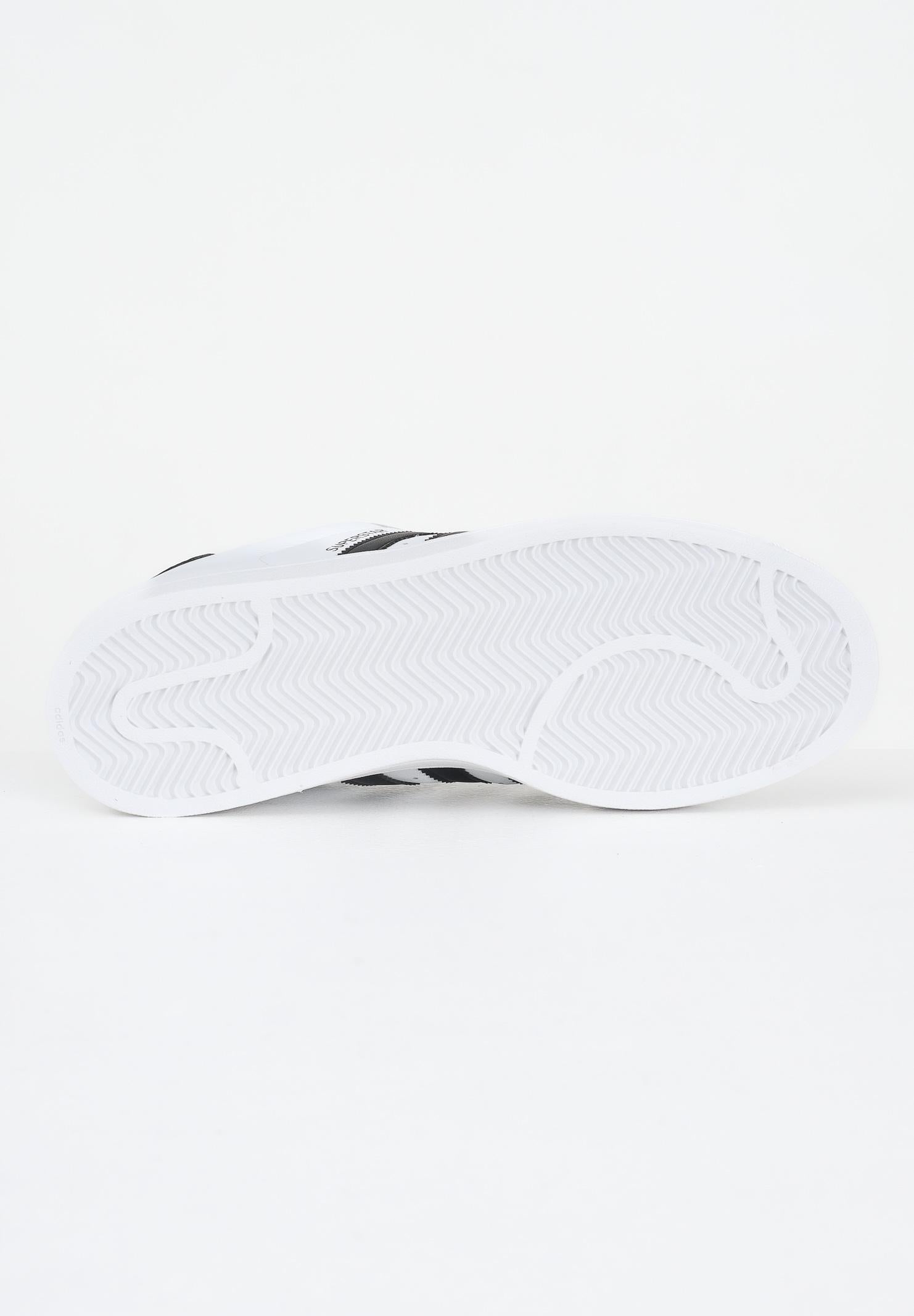 ADIDAS ORIGINALS Sneakers Superstar bianche e nere da uomo IH8659 . ADIDAS ORIGINALS