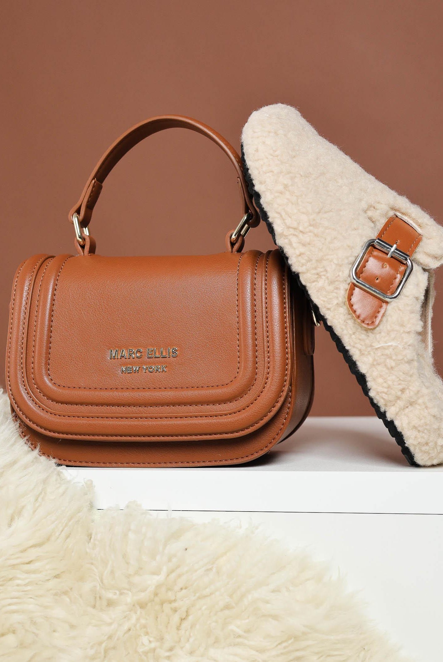 ONLY Ciabatte beige da donna in shearling sintetico 15356312 Sand ONLY