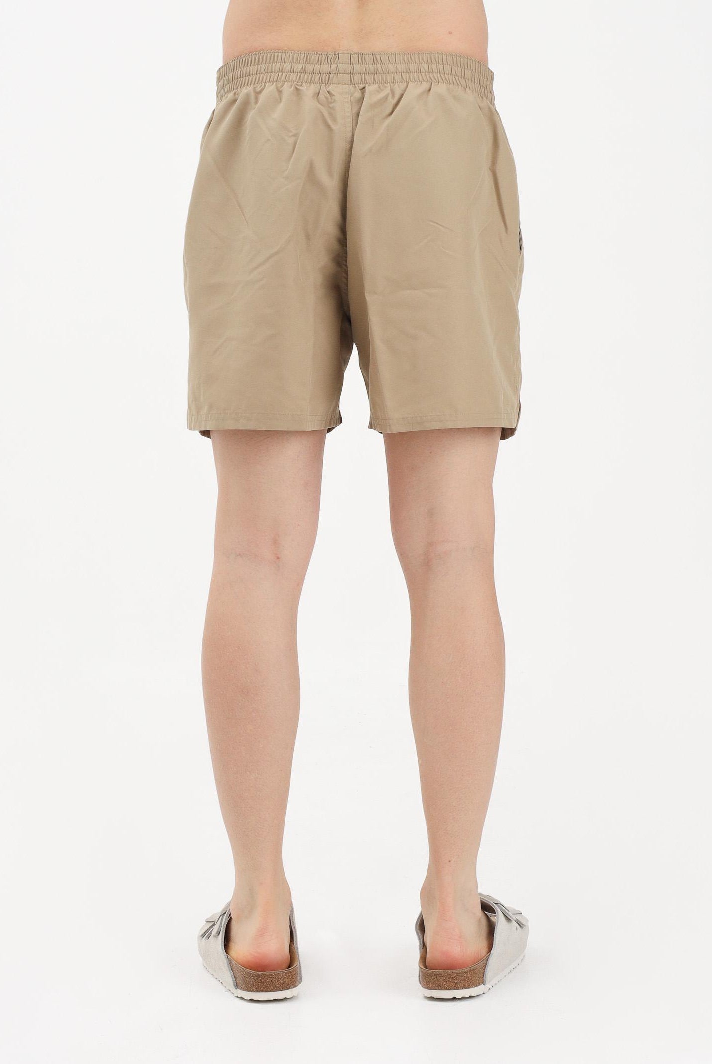 NIKE Shorts mare beige da uomo con logo NESSF560 241 NIKE