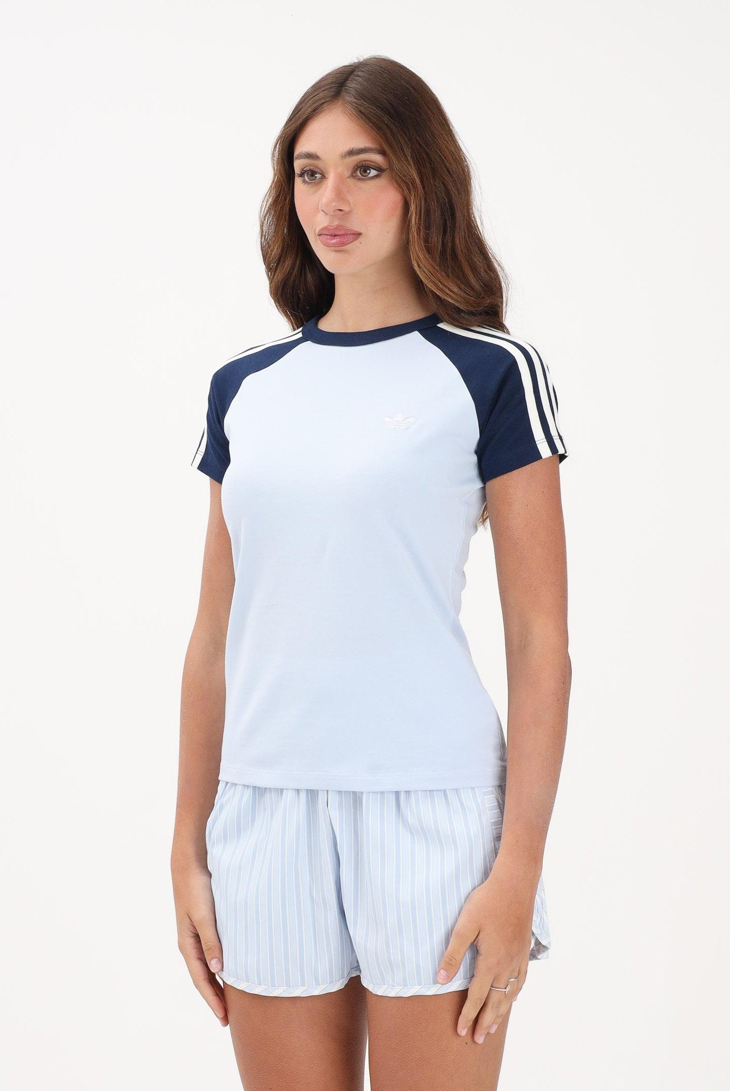ADIDAS ORIGINALS T-shirt a manica corta SST celeste da donna KD3801 . ADIDAS ORIGINALS