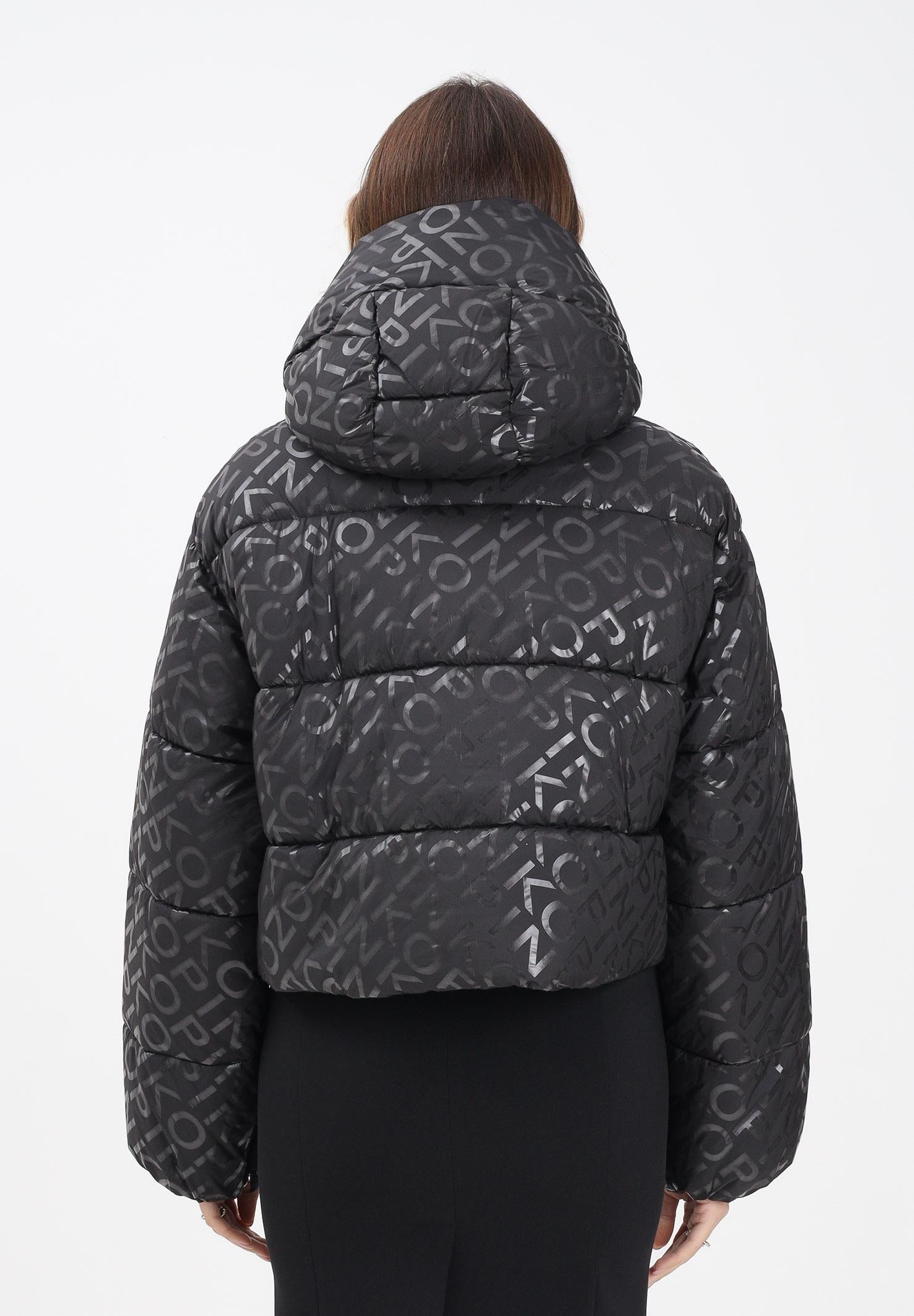 PINKO Piumino nero da donna con logo all-over 105438A2PY Z99 PINKO