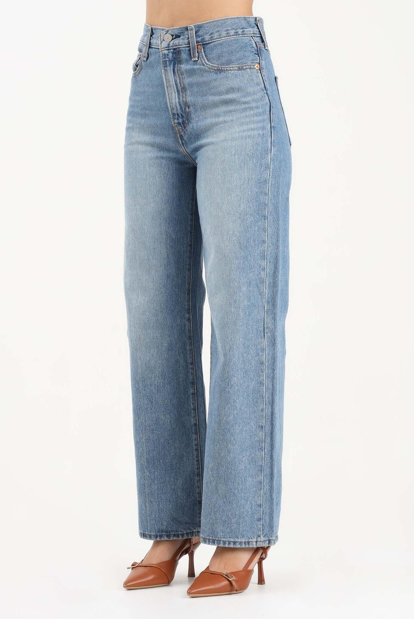 LEVI'S Jeans Ribcage a gamba ampia in denim chiaro da donna A6081-0020 . LEVI'S®