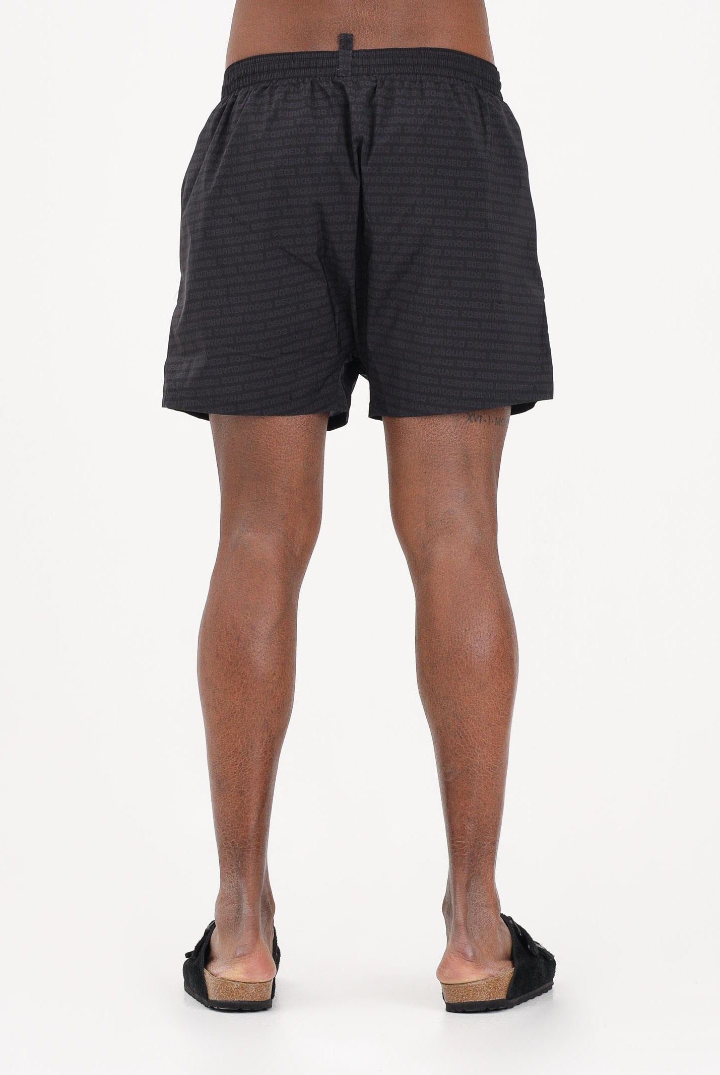 DSQUARED2 Shorts mare nero da uomo con stampa logo D7B646600 014 DSQUARED2