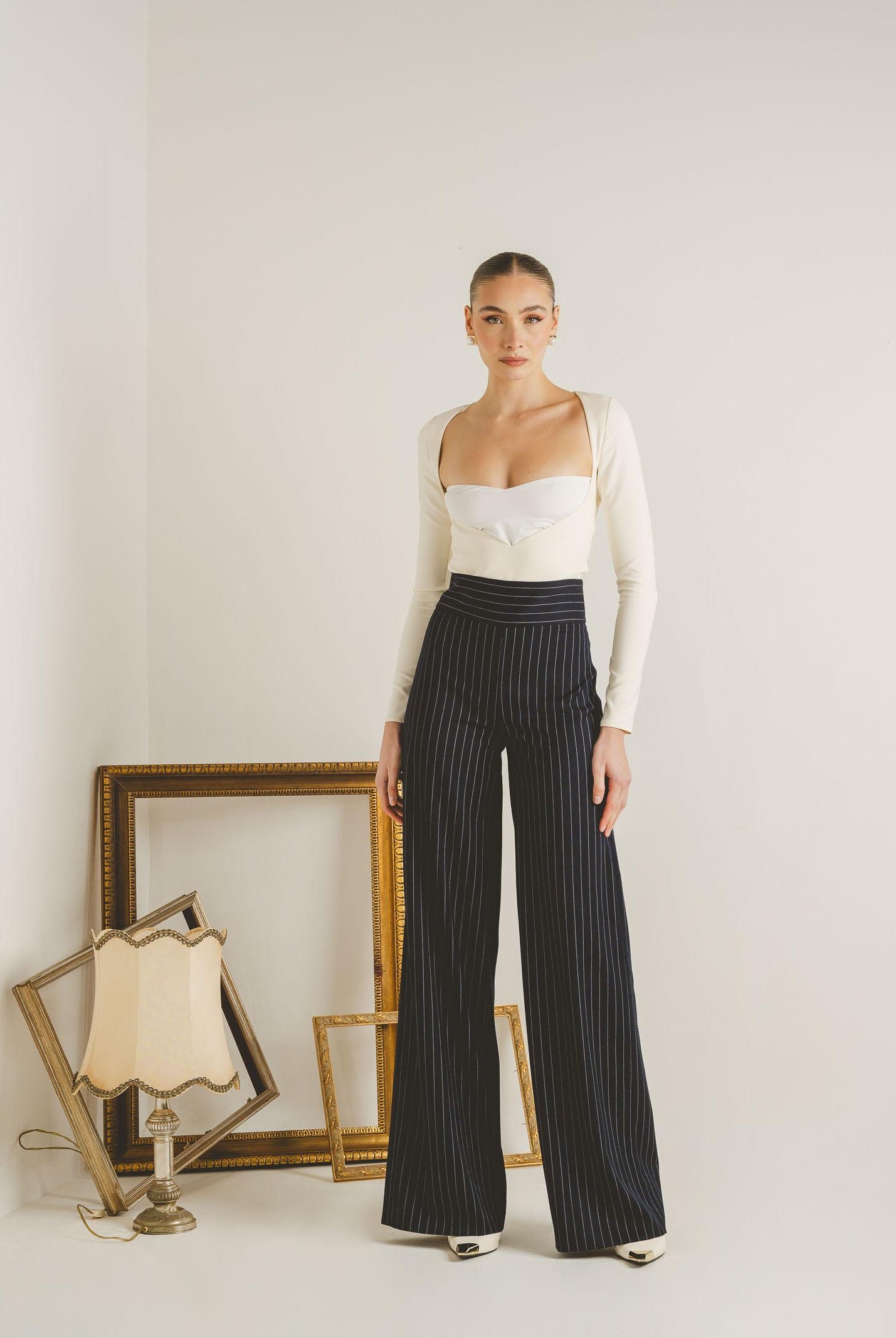 SANTAS Pantalone elegante POUVOIR blu da donna con micro gessatura verticale PV2626 BL SANTAS