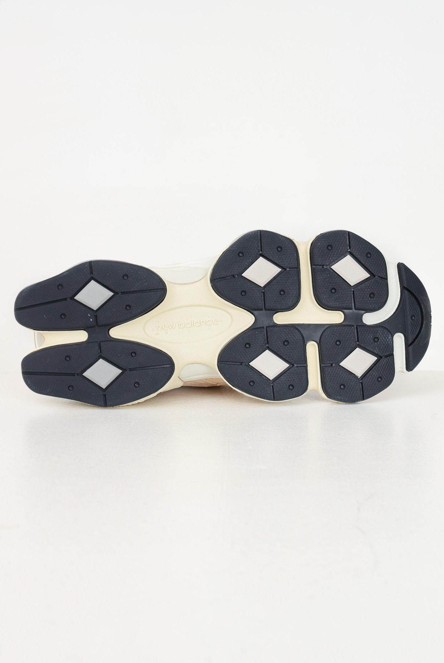 NEW BALANCE Sneakers 9060 salmone da uomo U9060WNA NEW BALANCE