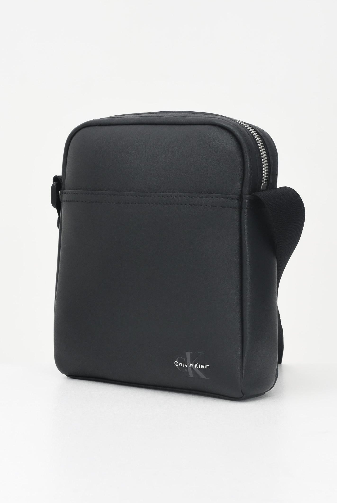 CALVIN KLEIN Borsello Reporter nero da uomo LV04G3014G UB1 CALVIN KLEIN