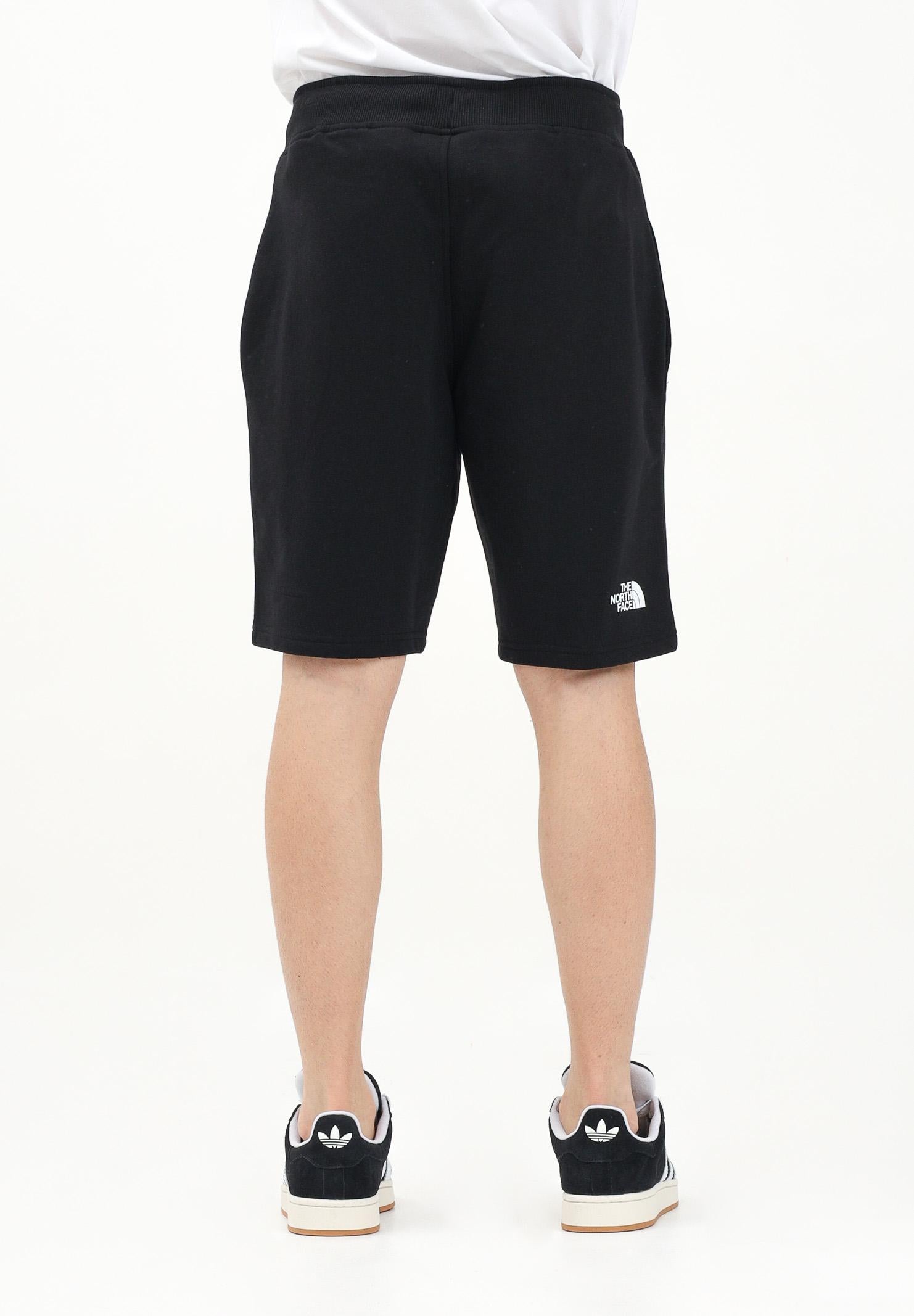 THE NORTH FACE Shorts Standard Light nero da uomo NF0A3S4EJK31 . THE NORTH FACE