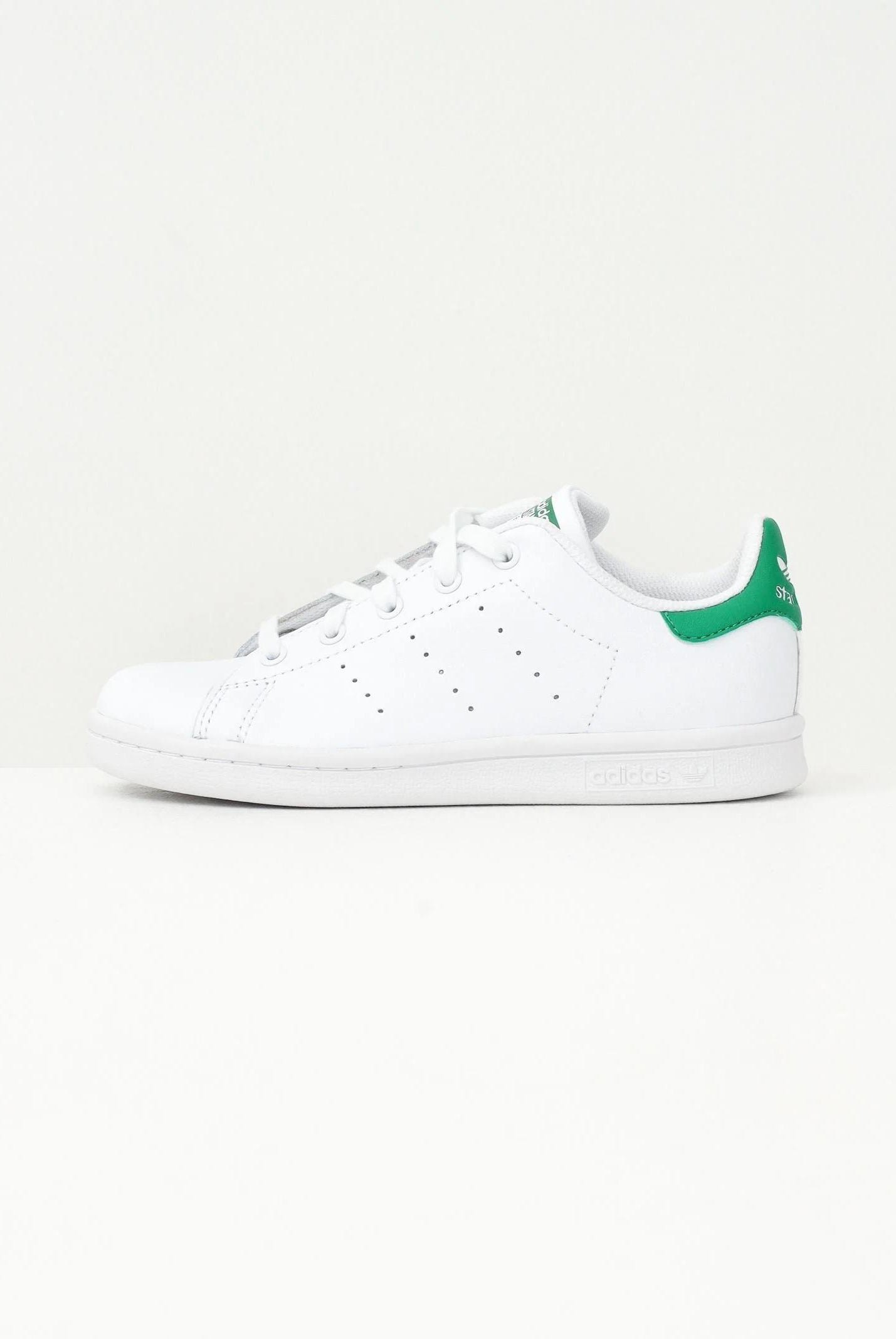 ADIDAS ORIGINALS Sneakers Stan Smith bianche per uomo e donna JP9710 . ADIDAS ORIGINALS
