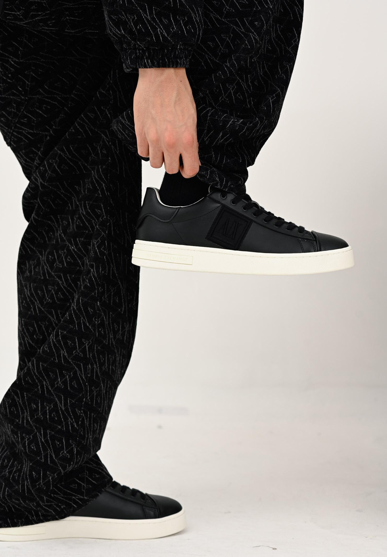 ARMANI EXCHANGE Sneakers nere da uomo con logo XM001990AF17451 UC001 ARMANI EXCHANGE