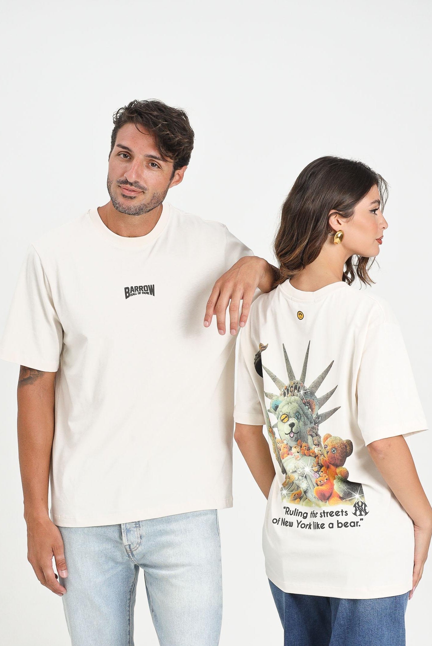 BARROW T-shirt a manica corta color crema per uomo e donna con maxi stampa sul retro F5BWUATH038 013 BARROW