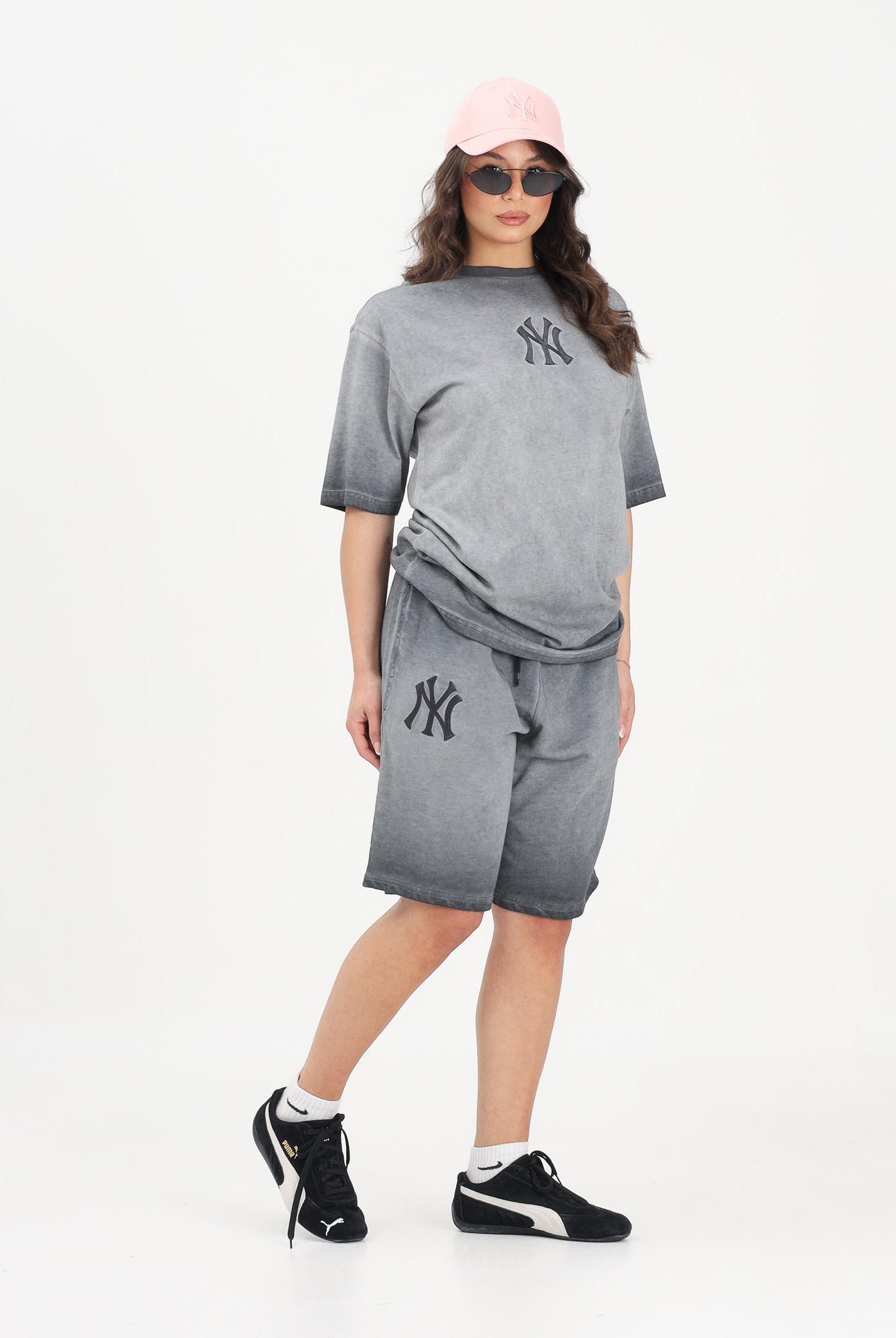 NEW ERA Shorts sportivo New York Yankees MLB Washed Logo grigio per uomo e donna 60856194 . NEW ERA
