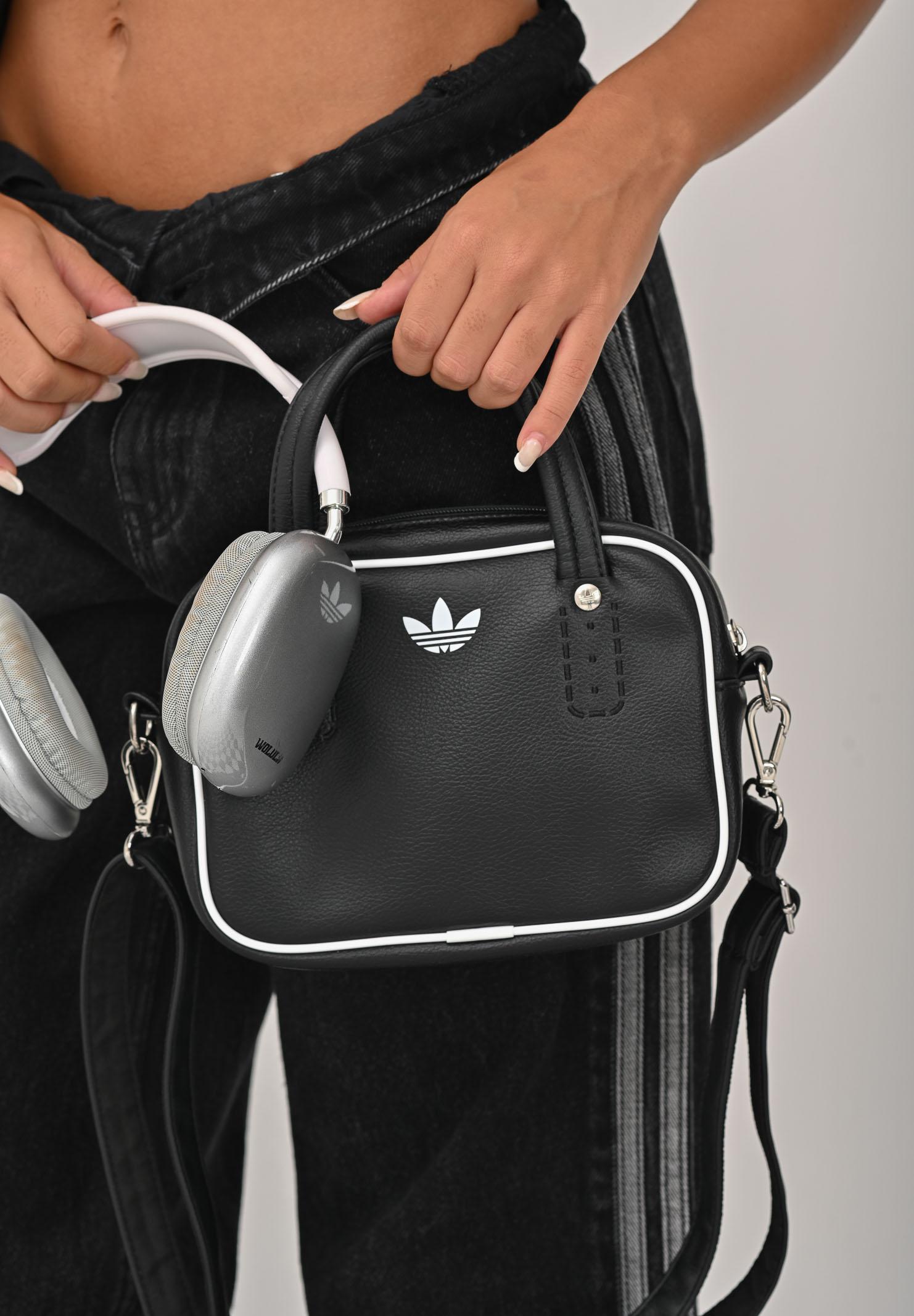 ADIDAS ORIGINALS Borsa a mano ADICOLOR XS nera da donna JX7872 . ADIDAS ORIGINALS