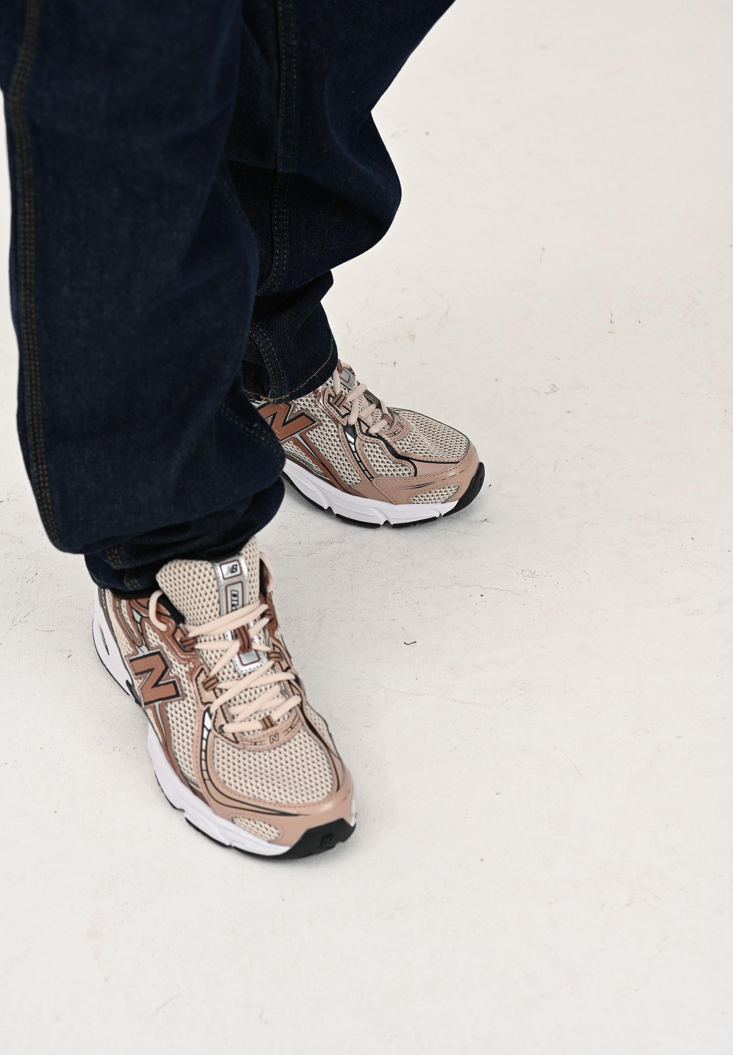 NEW BALANCE Sneakers 740 beige e bronzo da uomo U740BB2 . NEW BALANCE